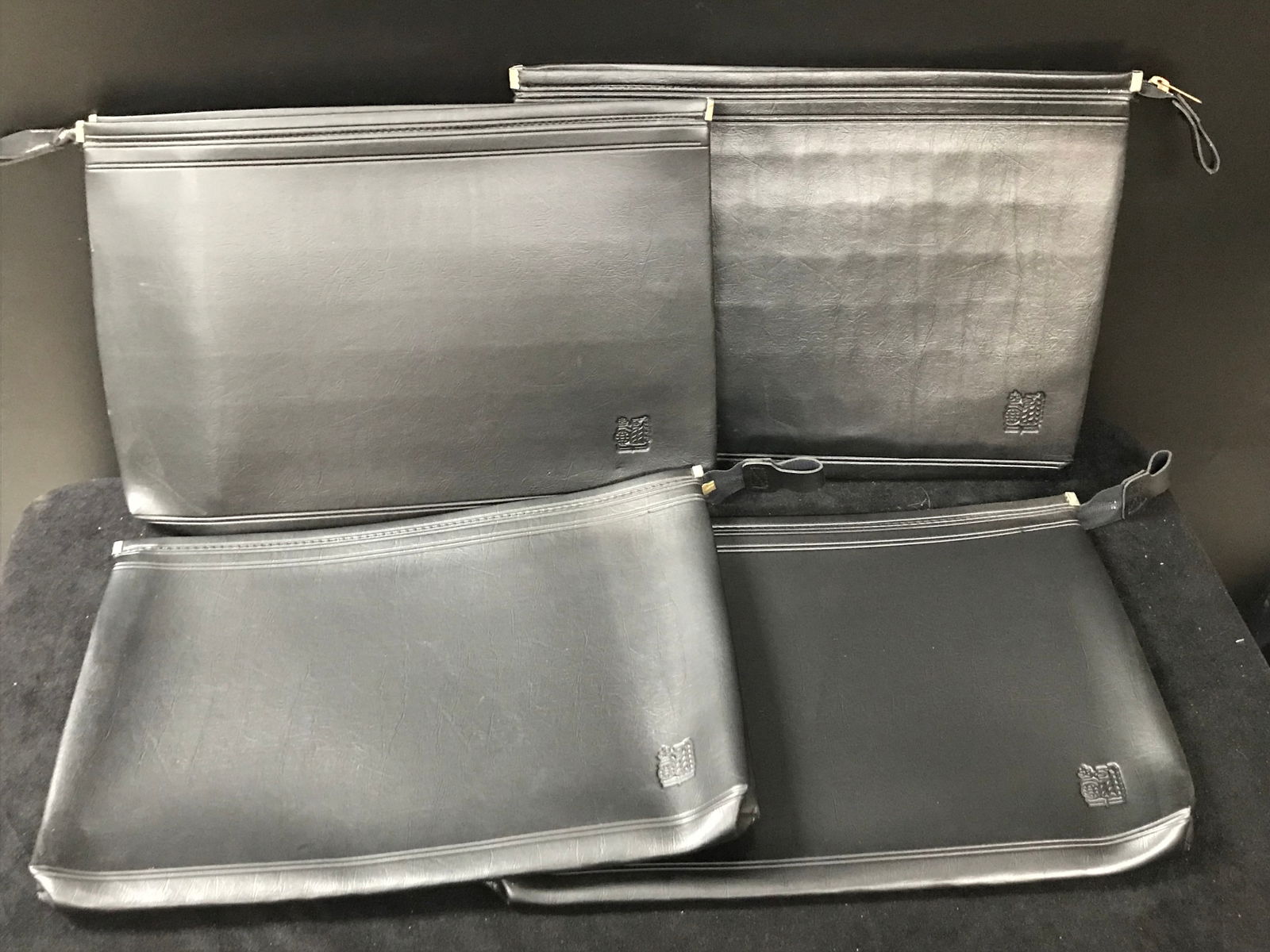 LOT OF 4 BRAND NEW LEATHER BRIEFCASES (1 of 1)