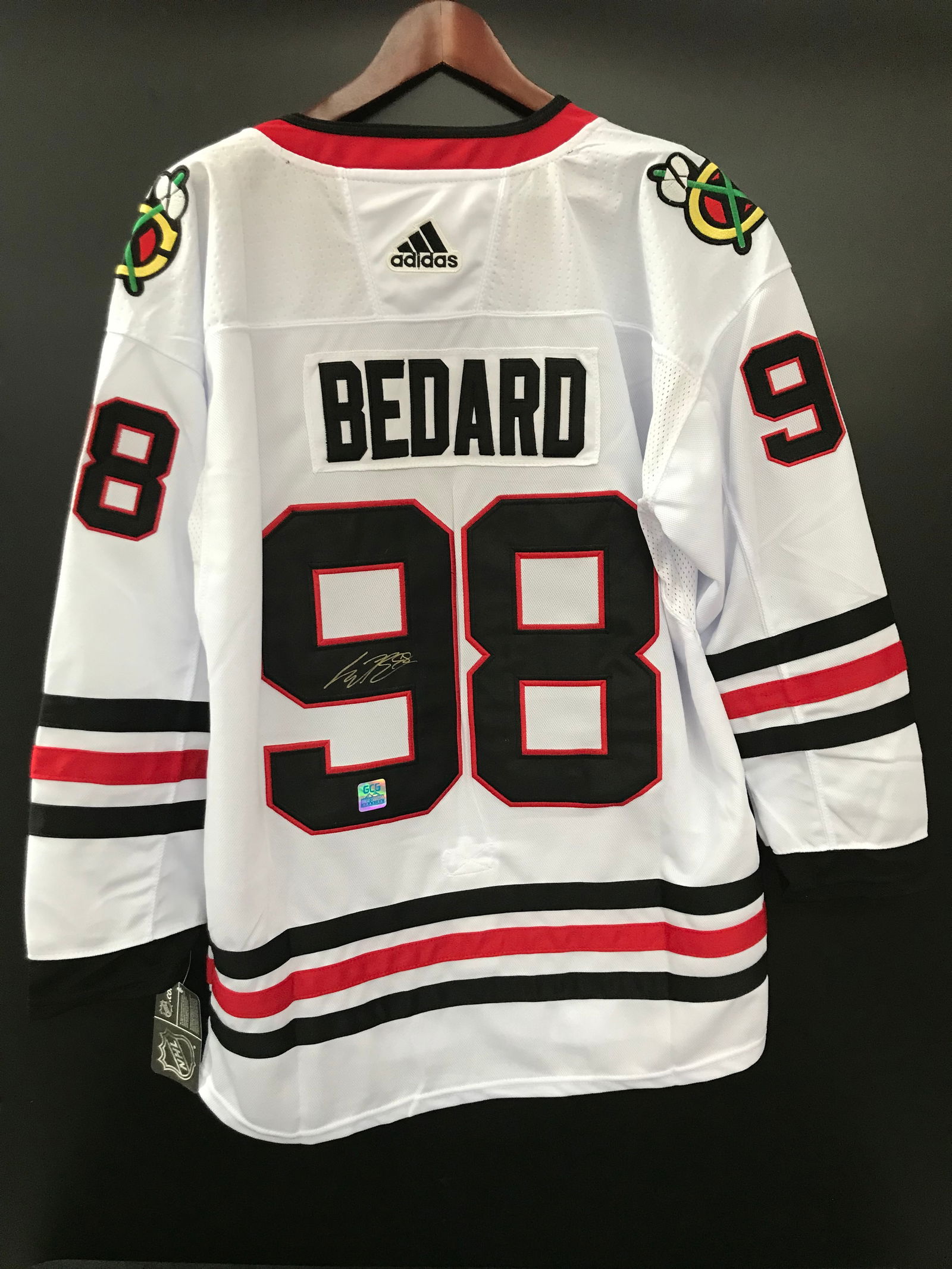 CONNOR BEDARD SIGNED CHICAGO BLACKHAWKS ADIDAS PRO JERSEY (GCG HOLO): Prices are in Canadian dollars