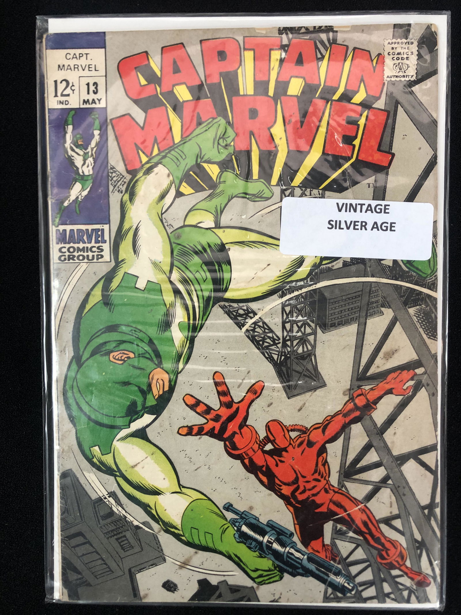 MARVEL COMICS NO.13 CAPTAIN MARVEL (VINTAGE SILVER AGE) (1 of 1)