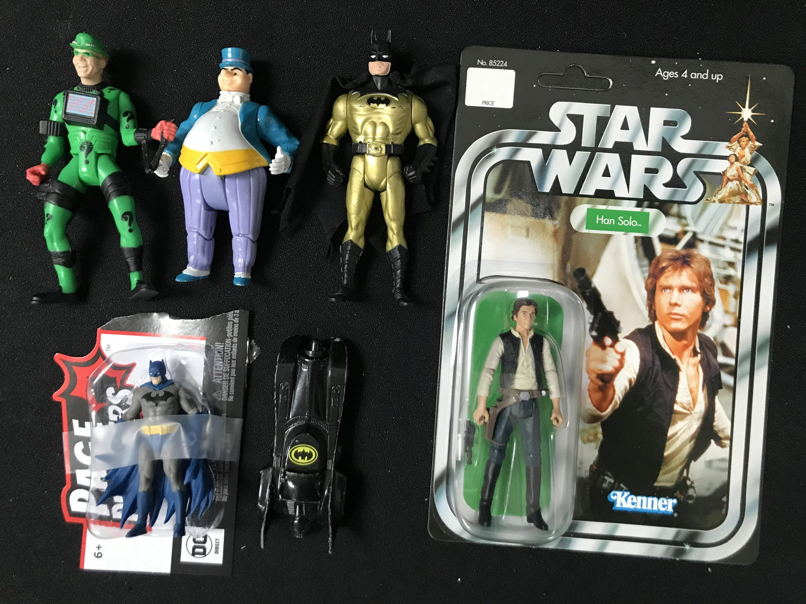 STAR WARS AND BATMAN ACTION FIGURE LOT (1 of 1)