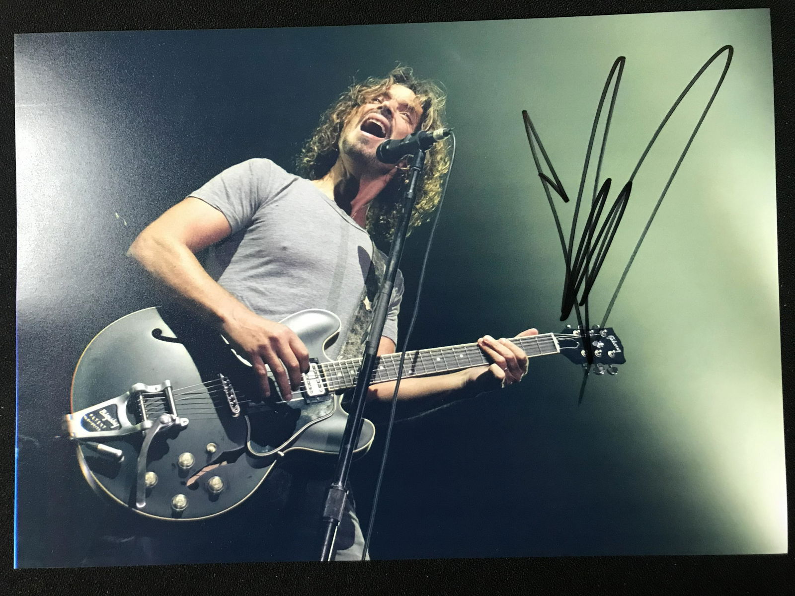 CHRIS CORNELL SIGNED 8X10 (RA COA) (1 of 2)