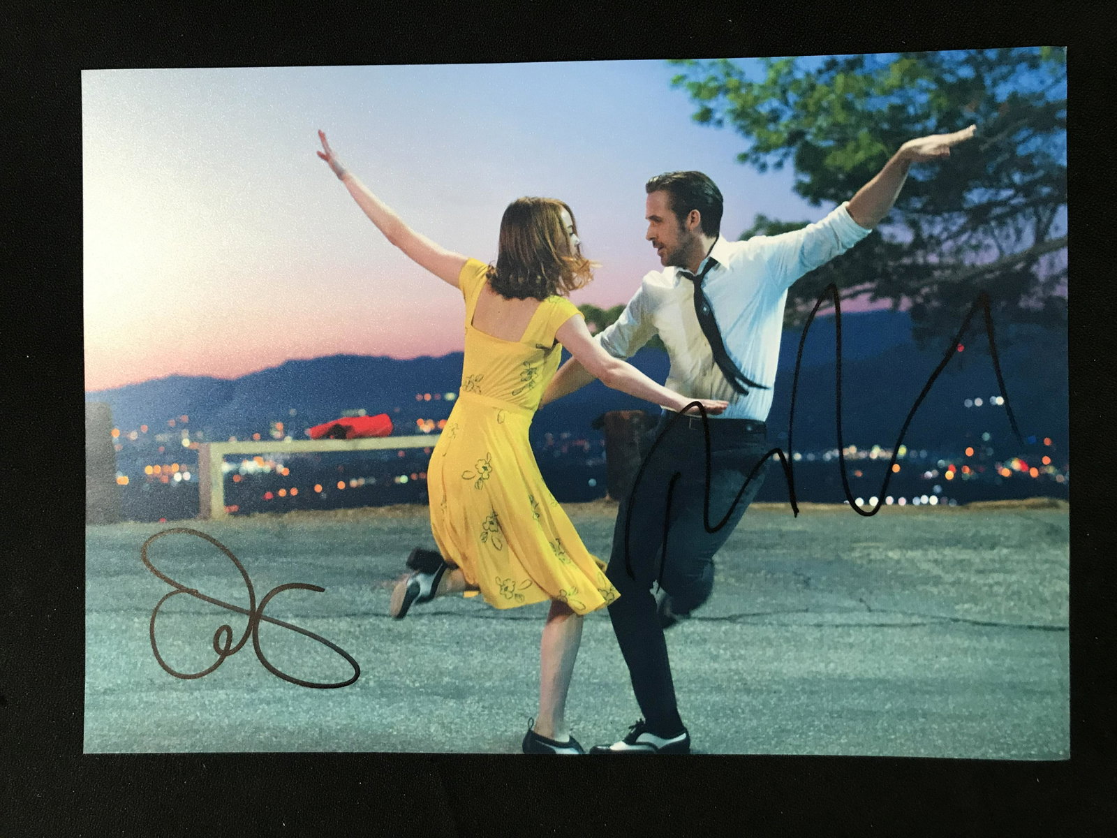 EMMA STONE AND RYAN GOSLING SIGNED LALA LAND MOVIE 8X10 (RA COA): Prices are in Canadian dollars