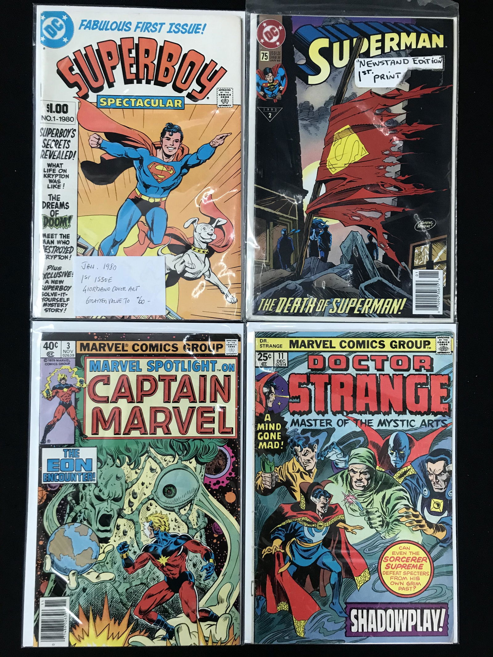 LOT OF 4 SUPERHERO COMICS (DC AND MARVEL COMICS) (1 of 1)