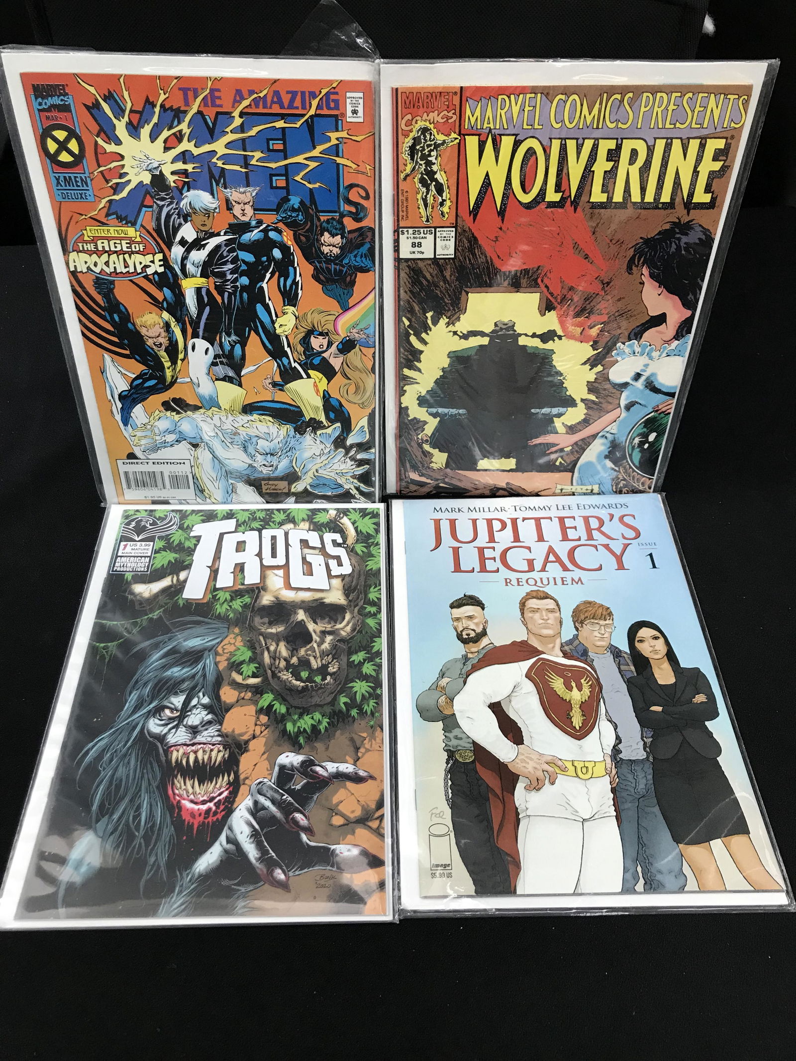 MARVEL COMICS SUPERHERO COMIC BOOK LOT (1 of 1)