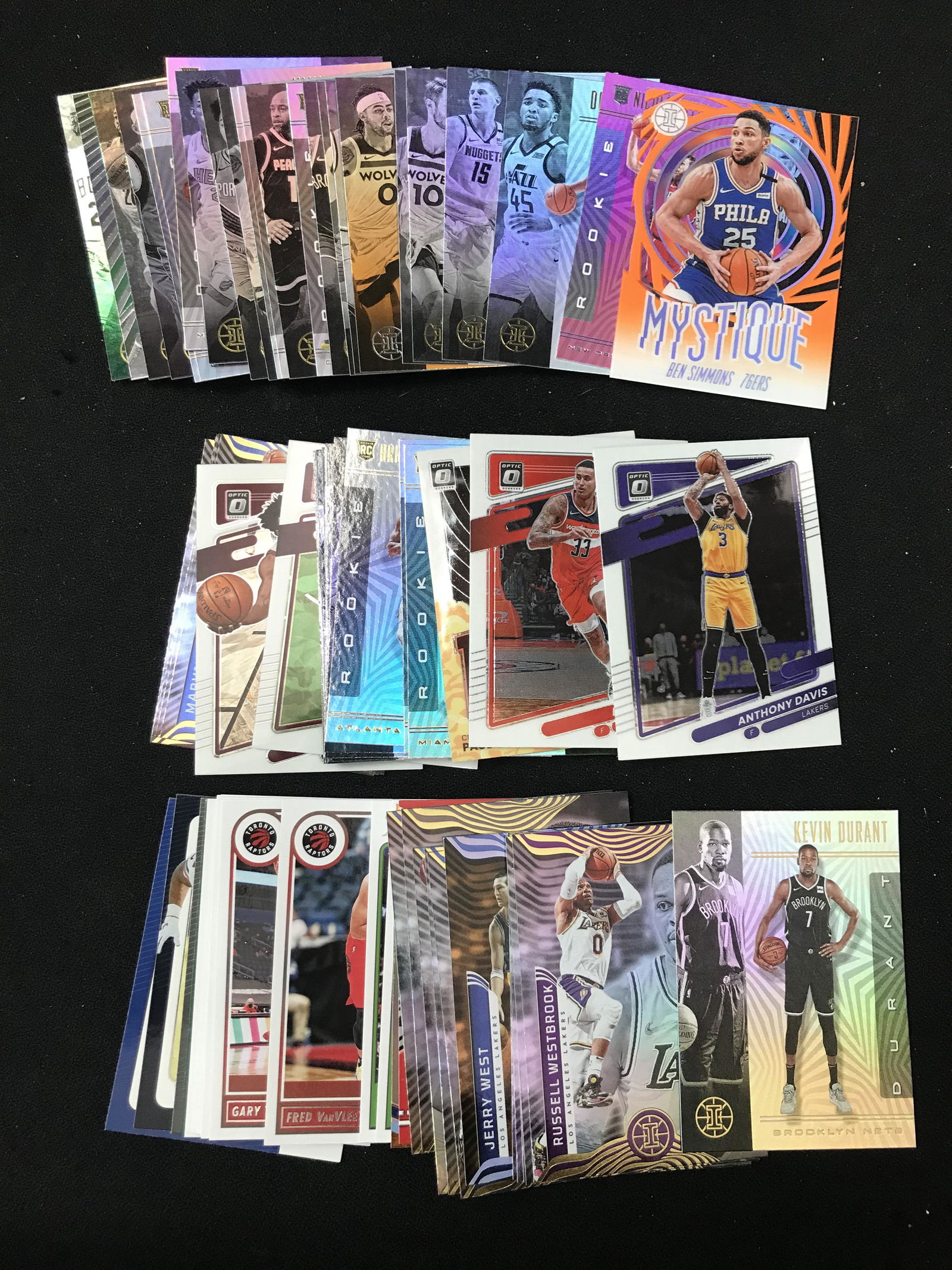 VARIOUS BASKETBALL CARDS LOT (1 of 1)