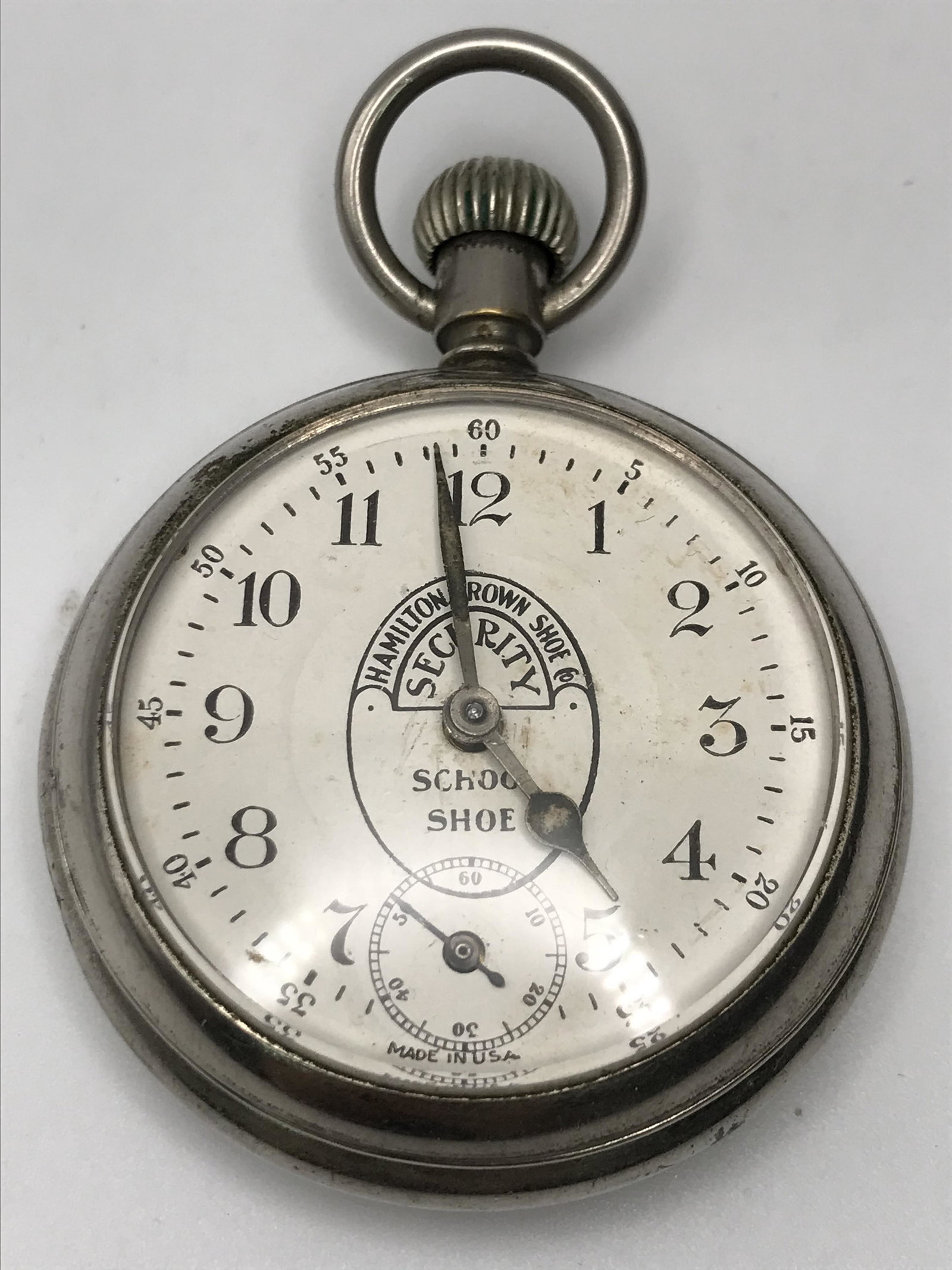VINTAGE HAMILTON BROWN SHOE POCKET WATCH (WORKING) (1 of 2)