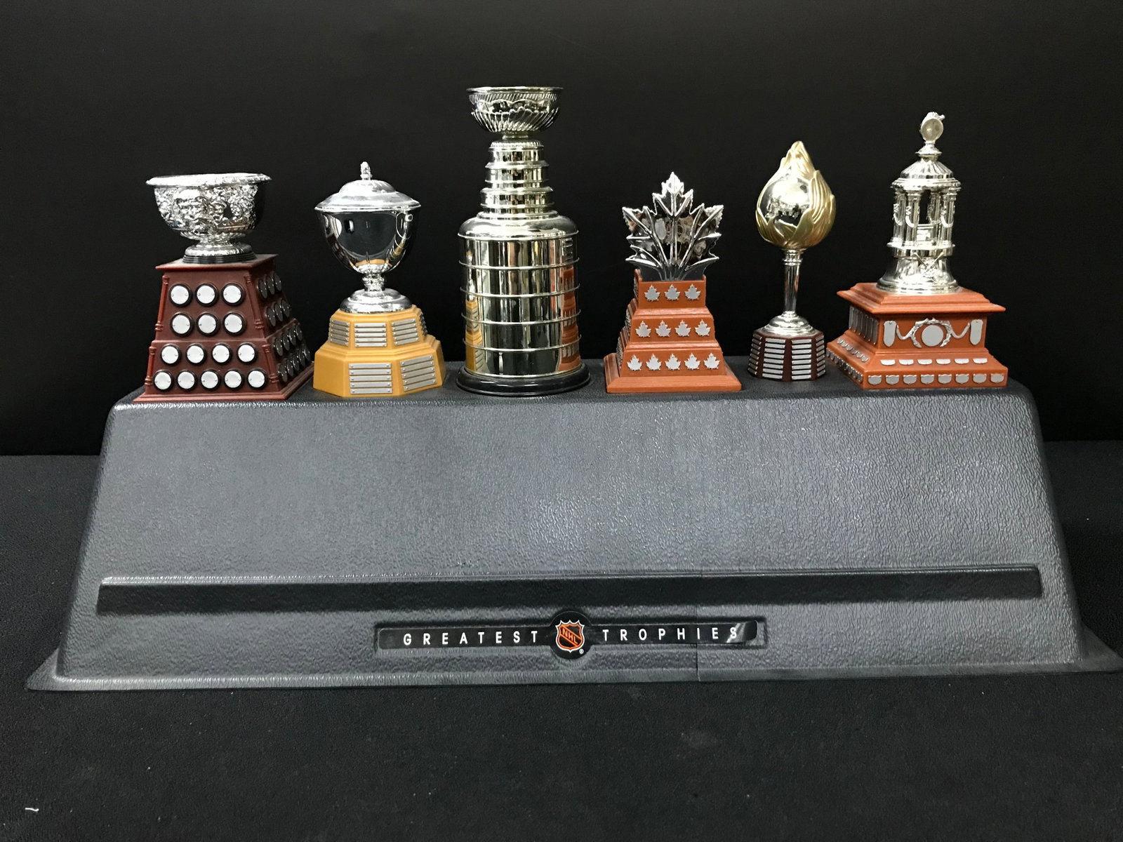 MCDONALDS COMPLETE TROPHY SET CARDS AND BOXES INCLUDED: Prices are in Canadian dollars