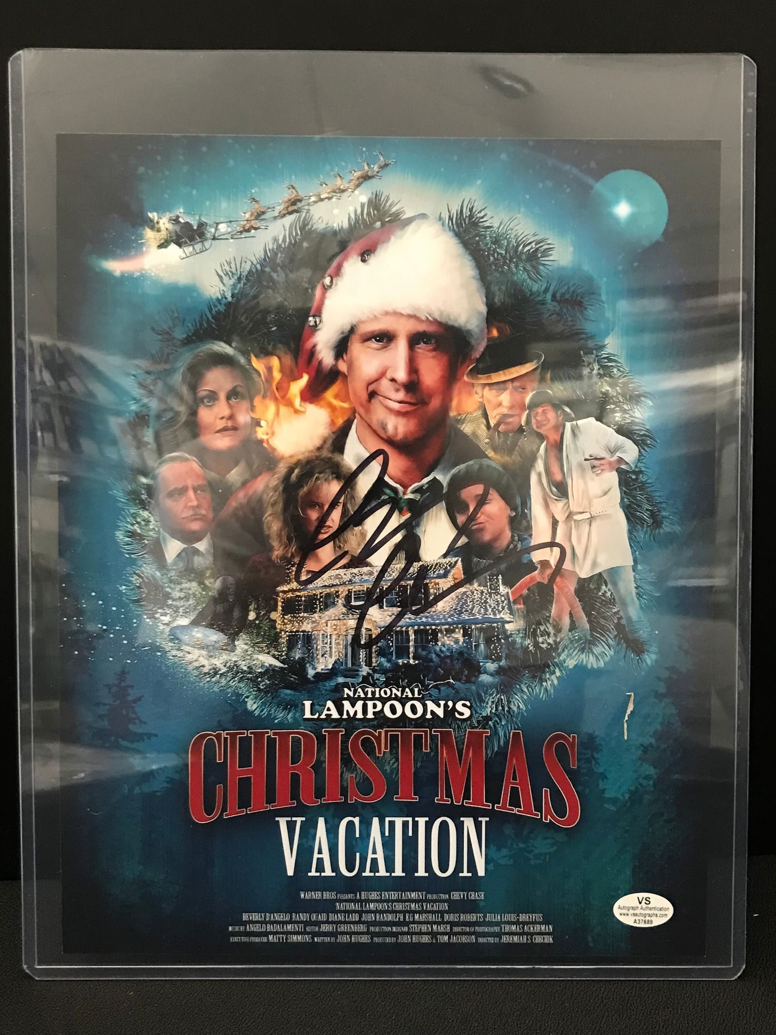 Chevy Chase signed  Christmas Vacation 8x10  (VS  COA) (1 of 2)