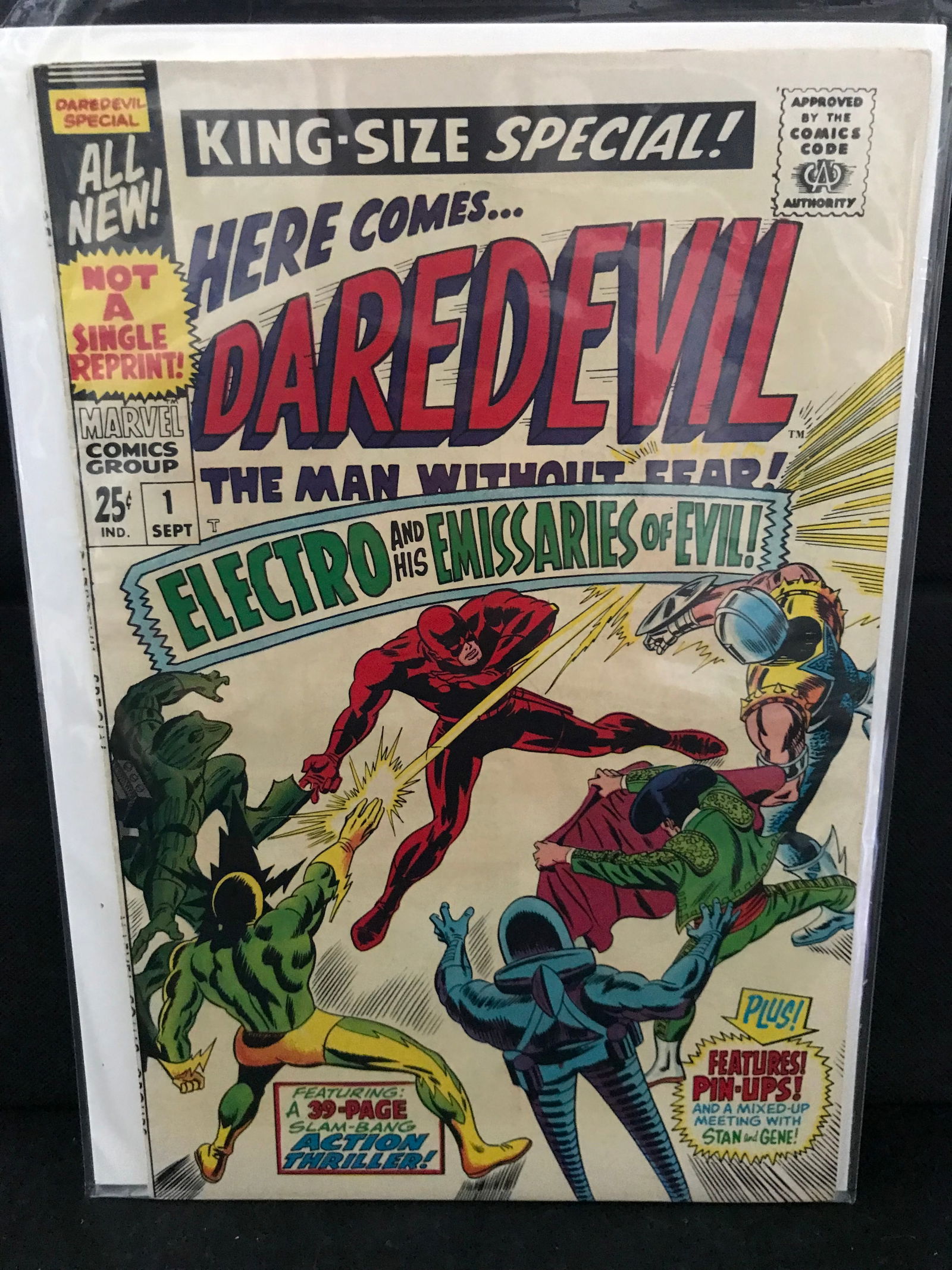 MARVEL COMICS DAREDEVIL KING SIZE ANNUAL NO.1 (1 of 1)