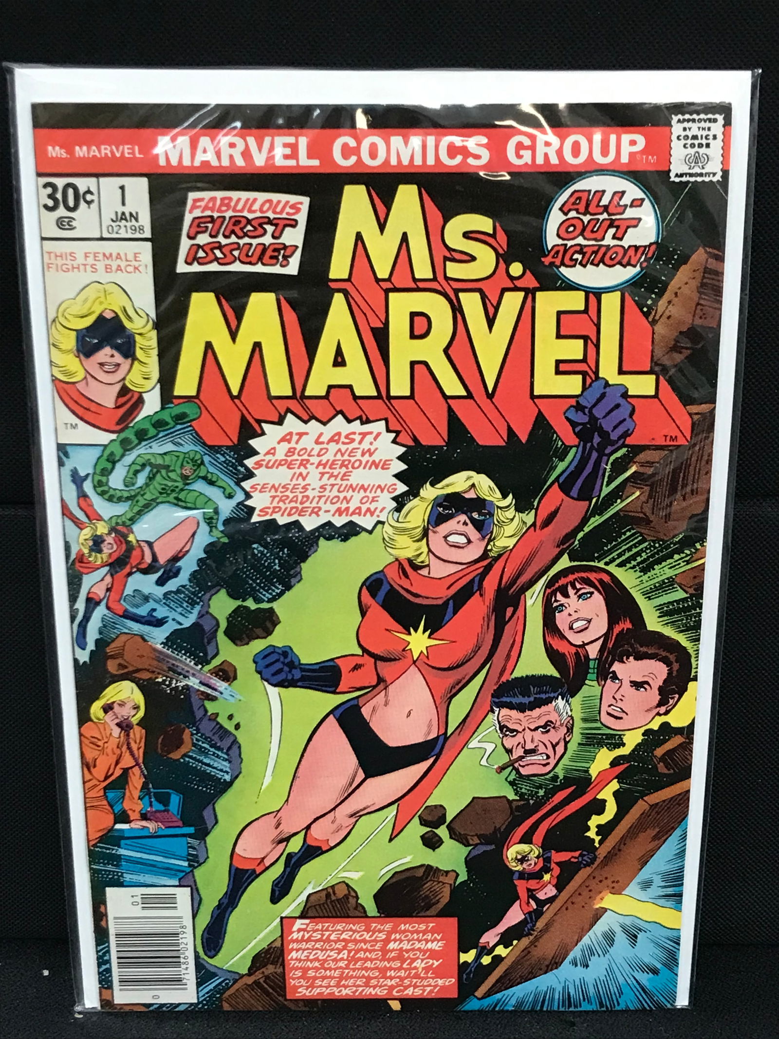 MARVEL COMICS NO.1 MS. MARVEL (1 of 1)