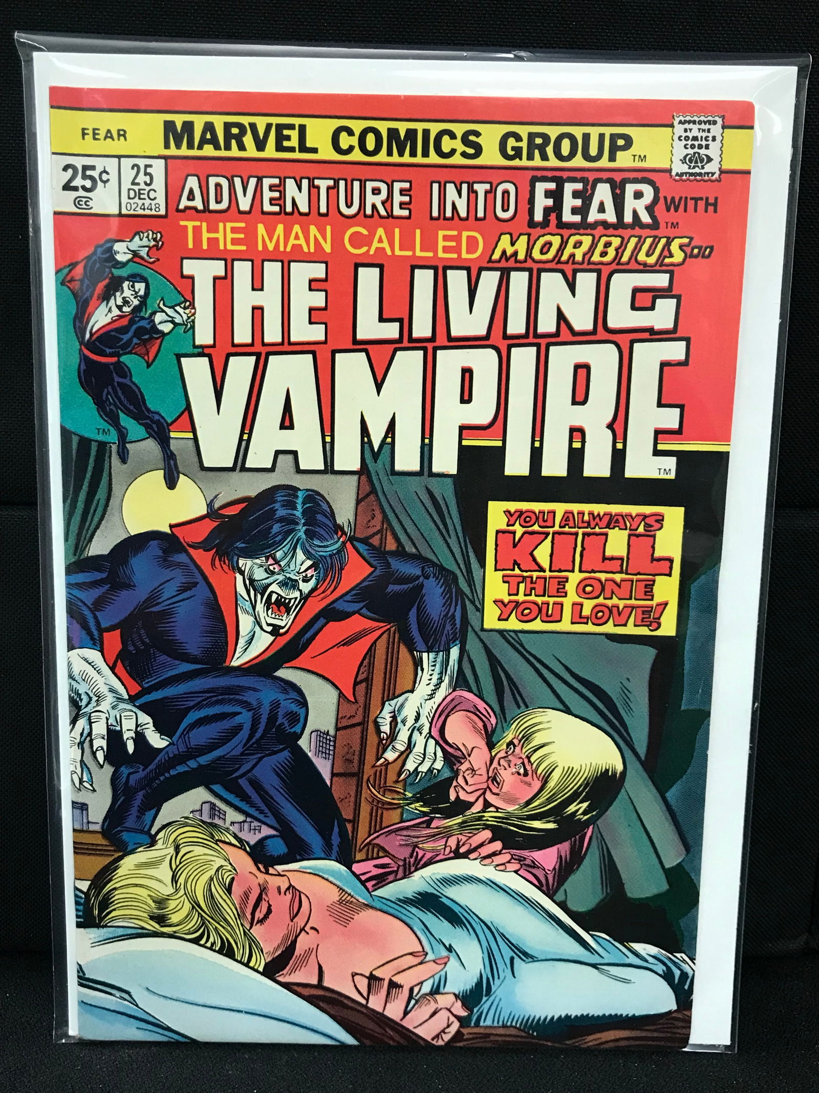 MARVEL COMICS NO.25 THE LIVING VAMPIRE (1 of 1)