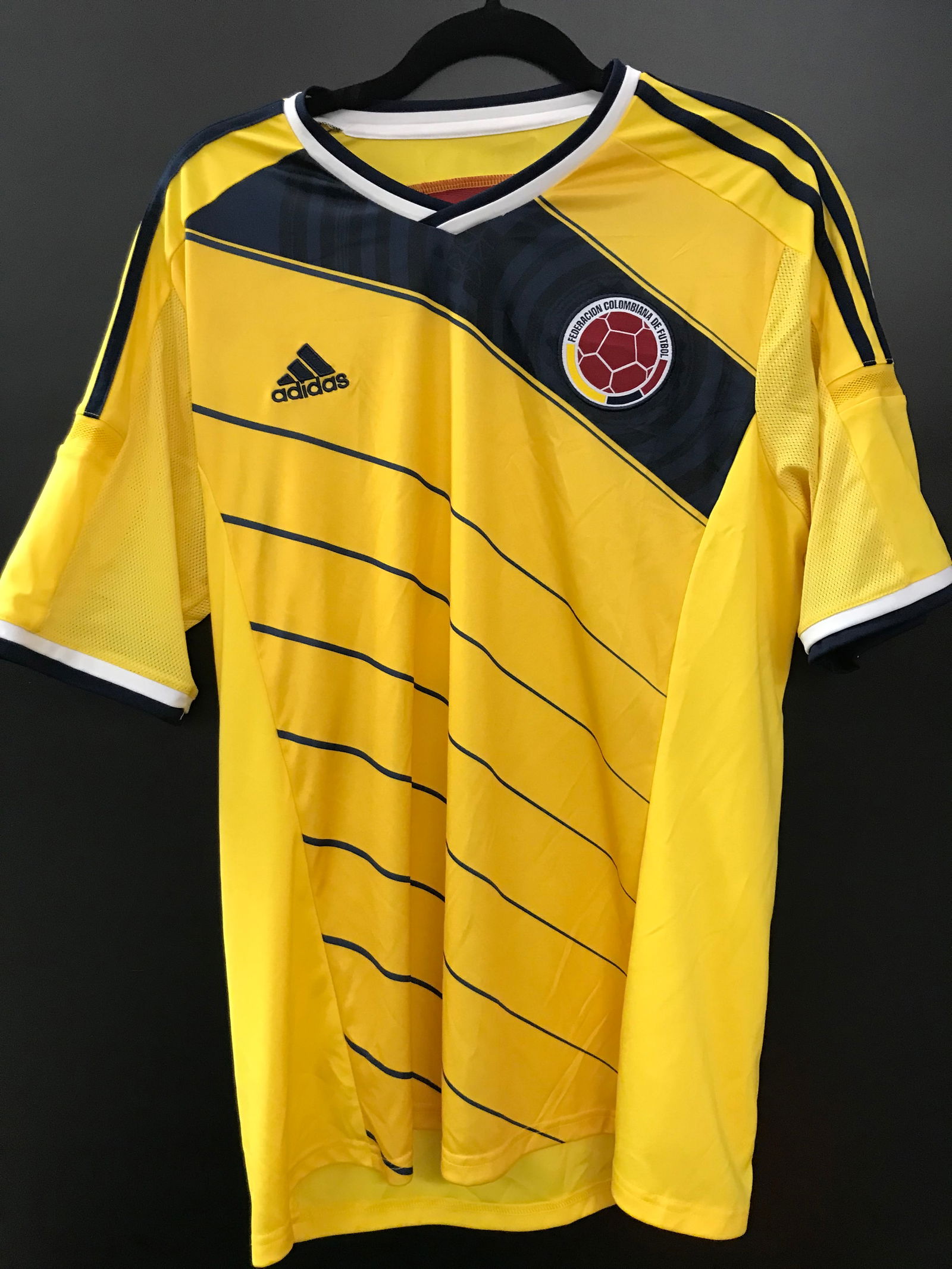 COLUMBIA NATIONAL SOCCER TEAM OFFICIAL ADIDAS JERSEY: Prices are in Canadian dollars