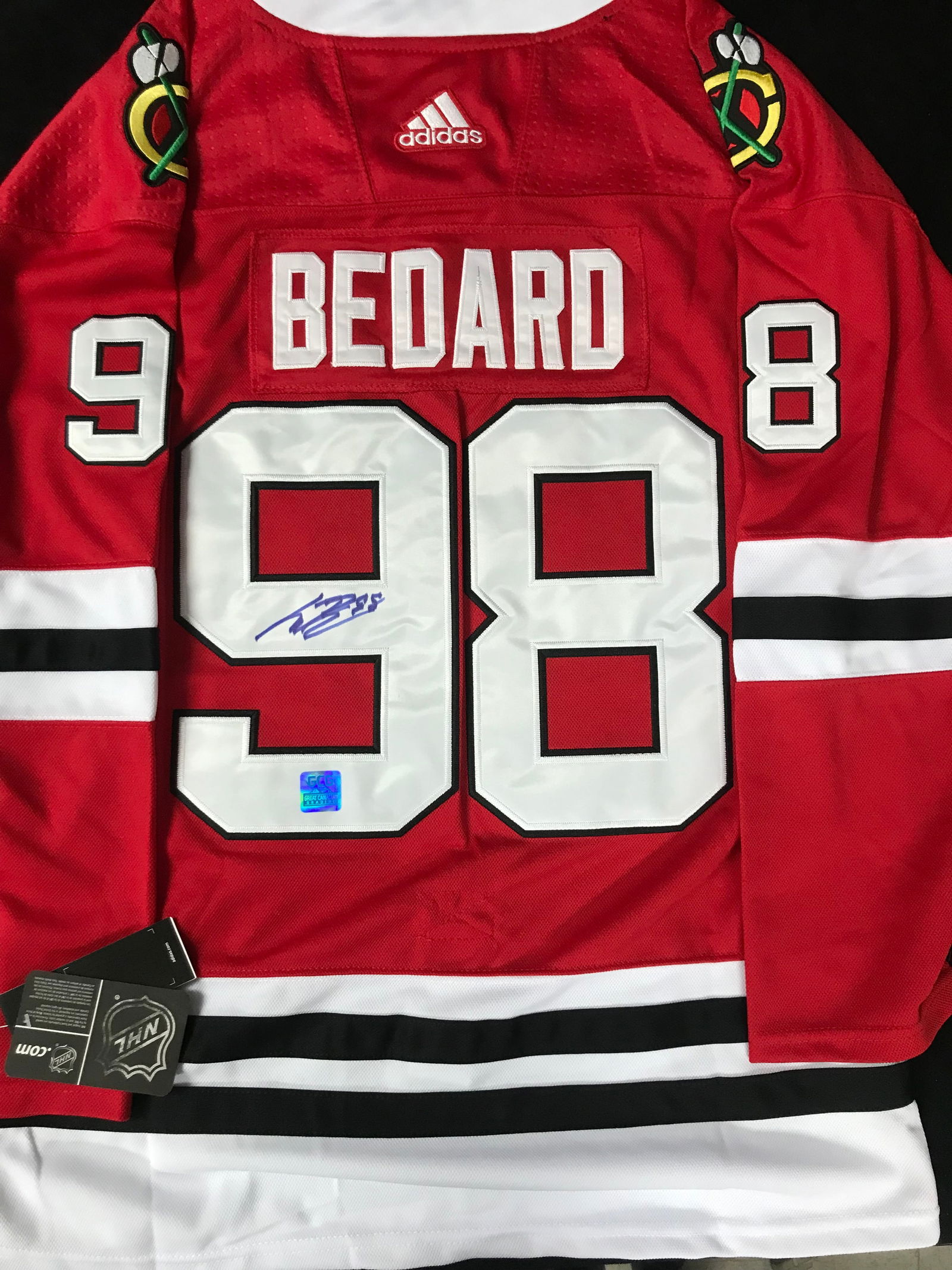 CONNOR BEDARD SIGNED CHICAGO BLACKHAWKS ADIDAS PRO JERSEY (GCG HOLO) (1 of 3)