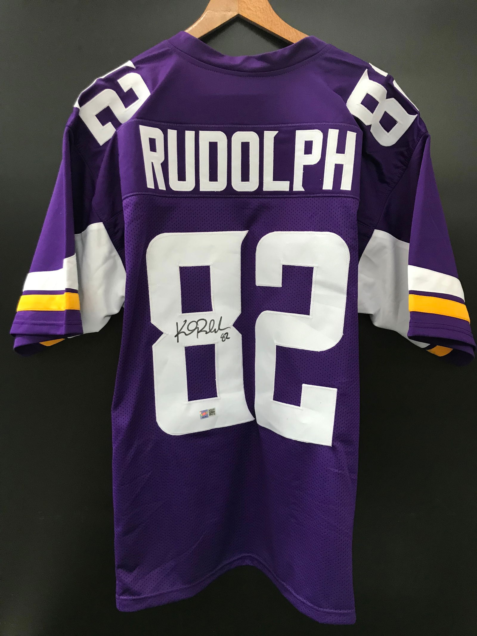 MASON RUDOLPH SIGNED MINNESOTA VIKINGS JERSEY BECKETT COA) (1 of 4)