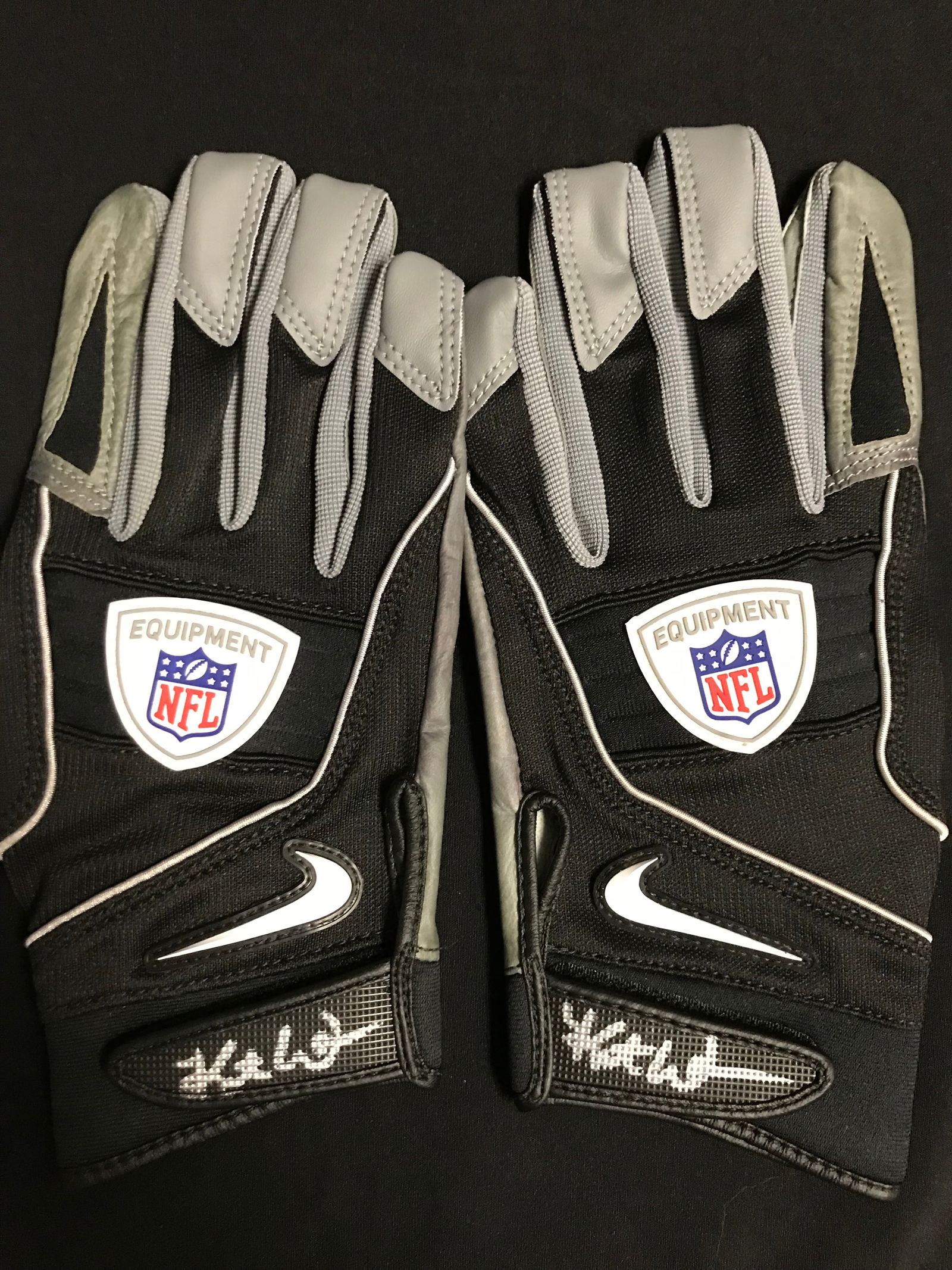 Kurt warner gloves hotsell