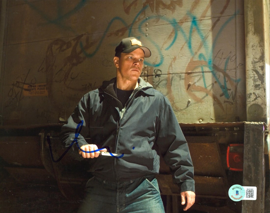 Matt Damon The Departed Signed 8x10 Photo Autographed beckett (1 of 1)