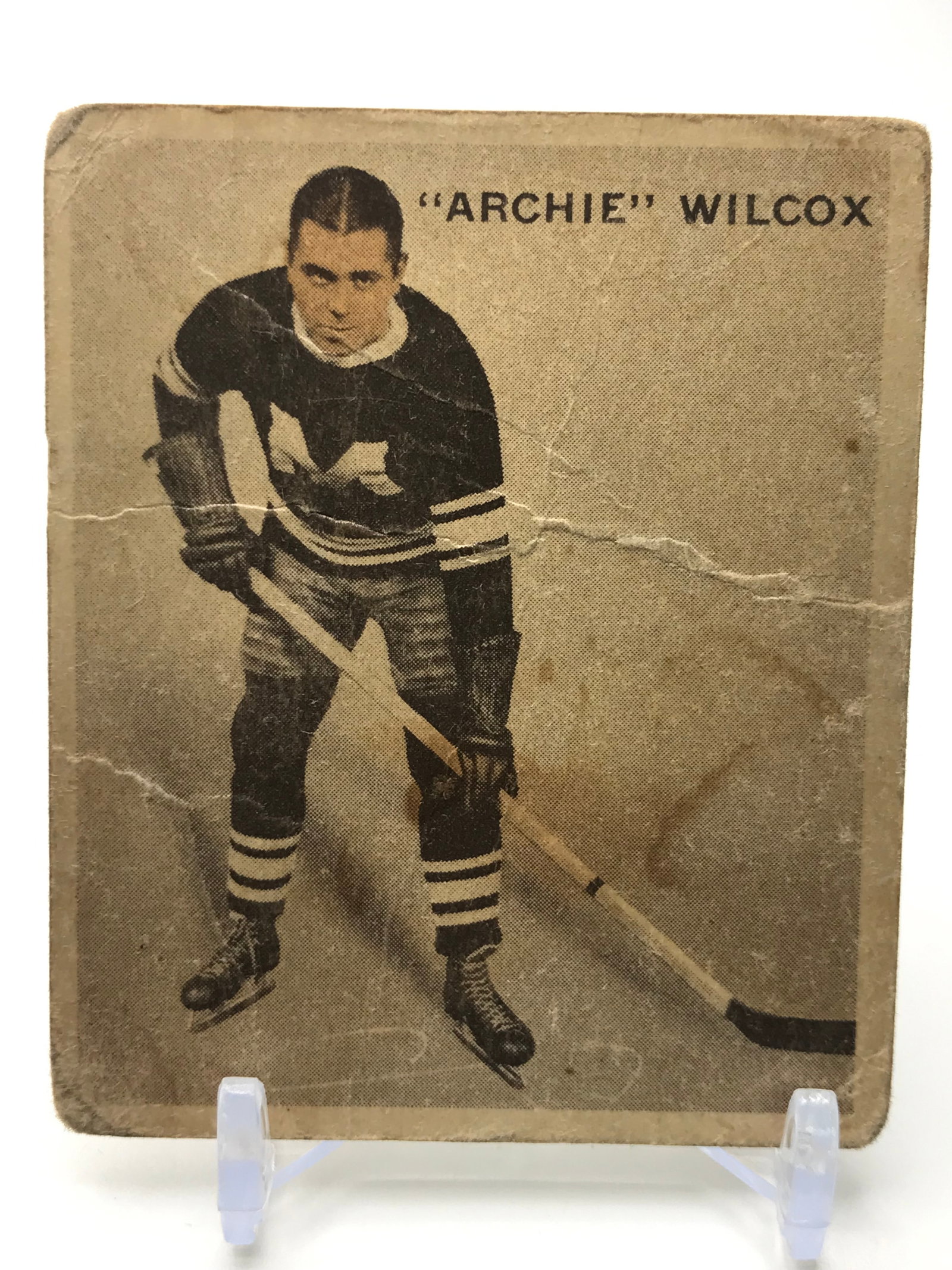 1933-34 V537 WORLD WIDE GUM ICE KINGS NO.9 THOMAS (ARCHIE) WILCOX: Prices are in Canadian dollars