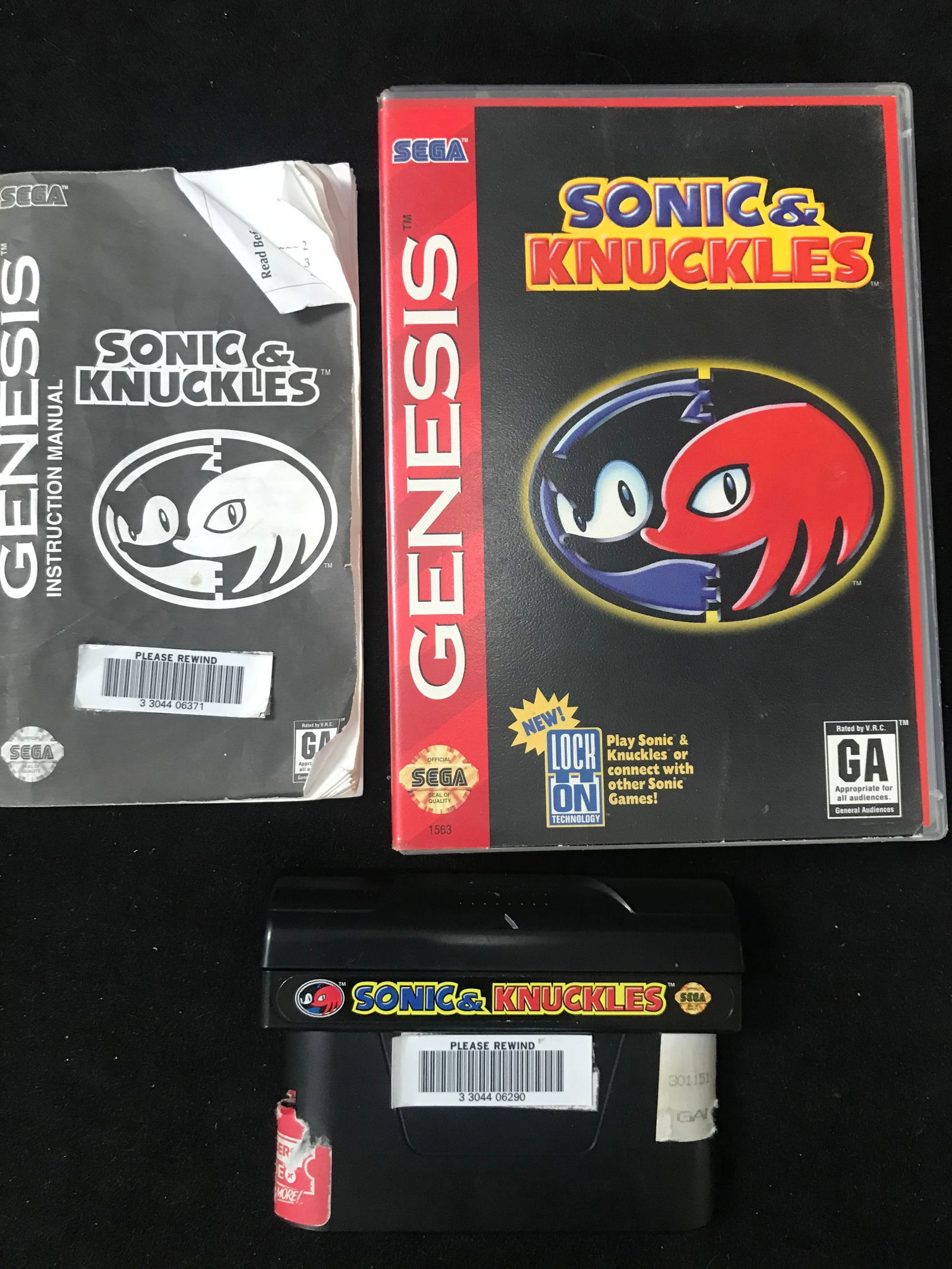 Sonic and knuckles (Sega Genesis, 1997)  Game Box and Manual Included (1 of 1)