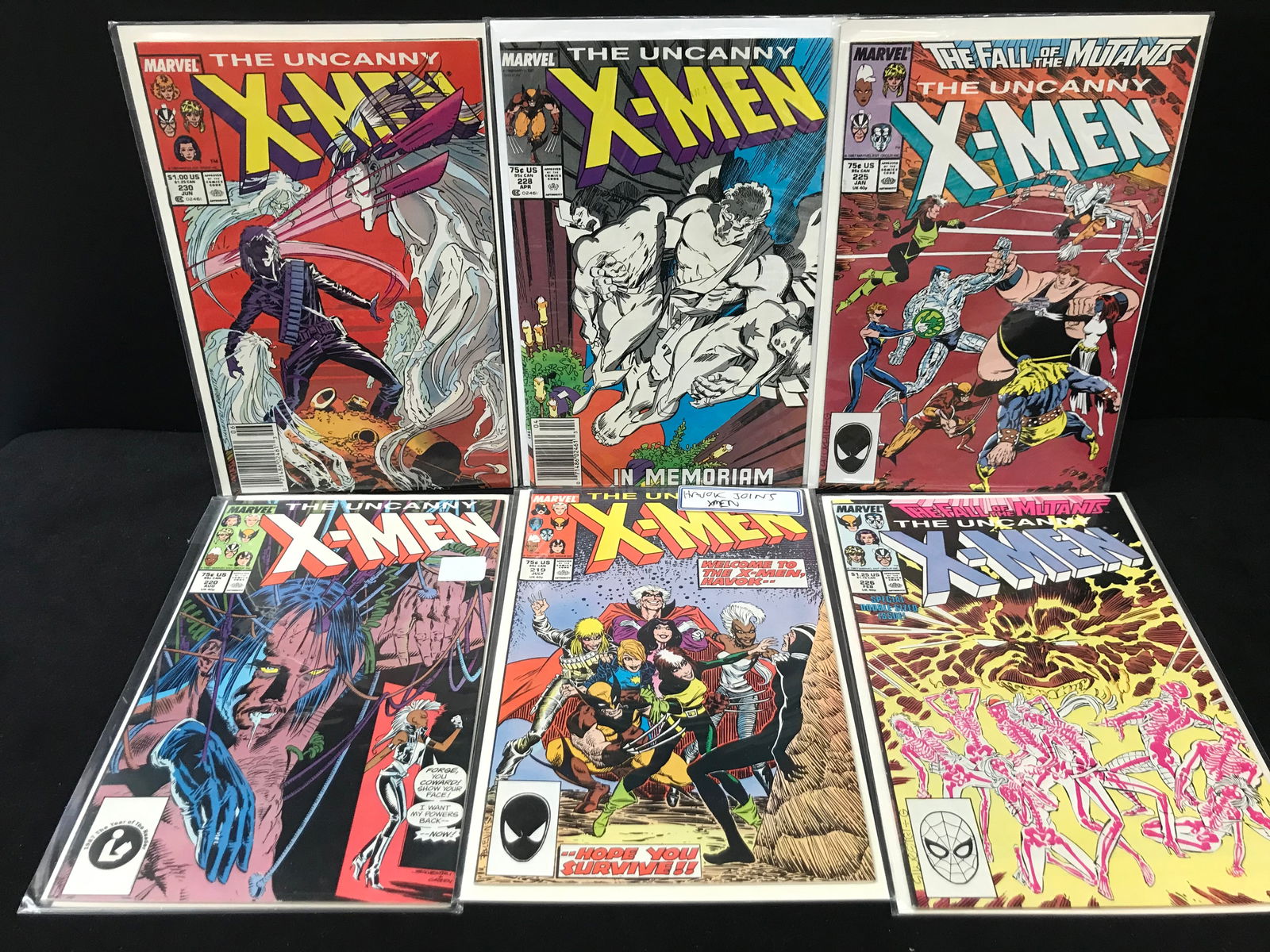 MARVEL COMICS UNCANNY X-MEN COMIC LOT (1 of 1)