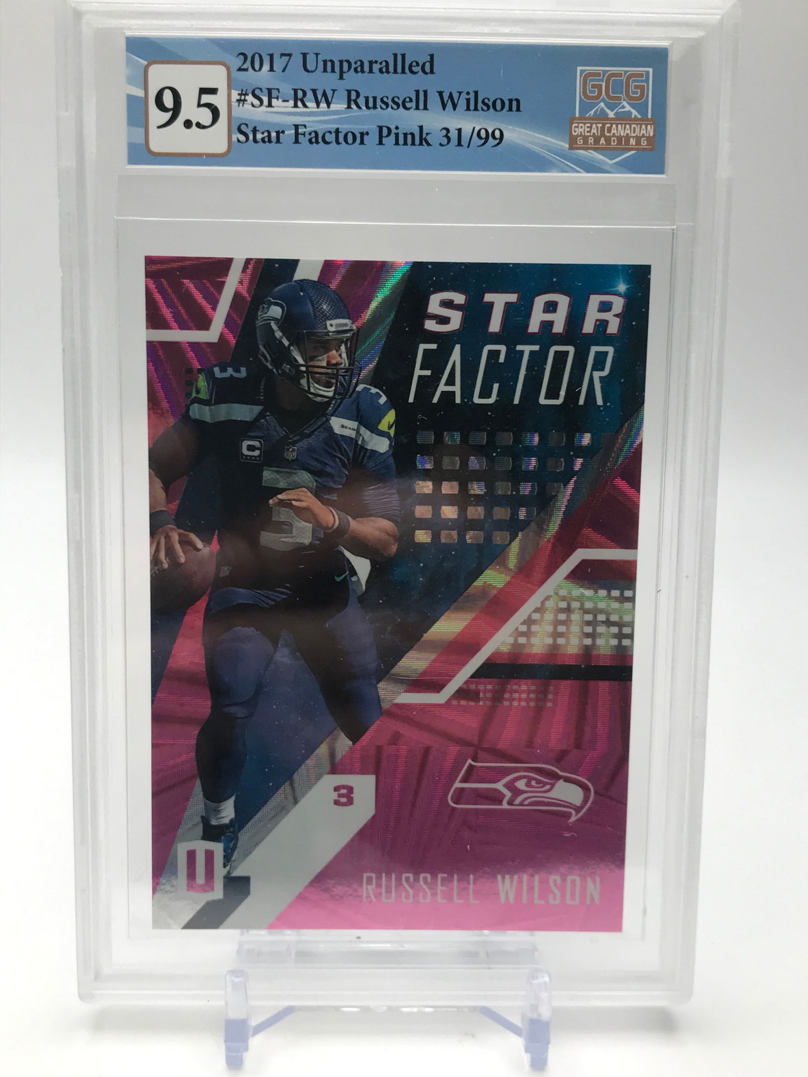 2017 PANINI UNPARALLED RUSSELL WILSON PINK REFRACTOR 31/99 (GCG 9.5) (1 of 1)
