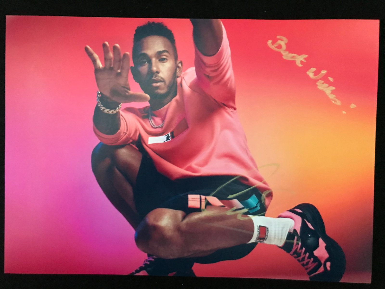 SIR LEWIS HAMILTON SIGNED 8X10 RA COA: Prices are in Canadian dollars
