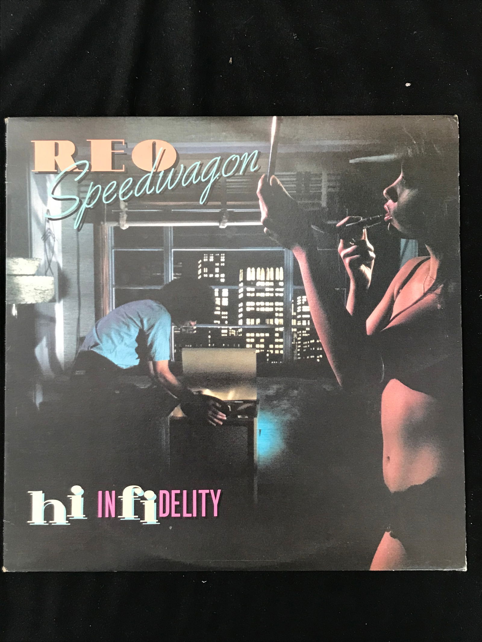 VINYL RECORD REO SPEEDWAGON GOOD CONDITION (1 of 1)