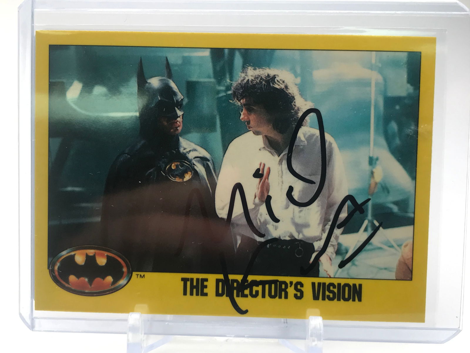 MICHAEL KEATON SIGNED 1991 BATMAN TRADING CARD (PRO CERT COA) (1 of 2)