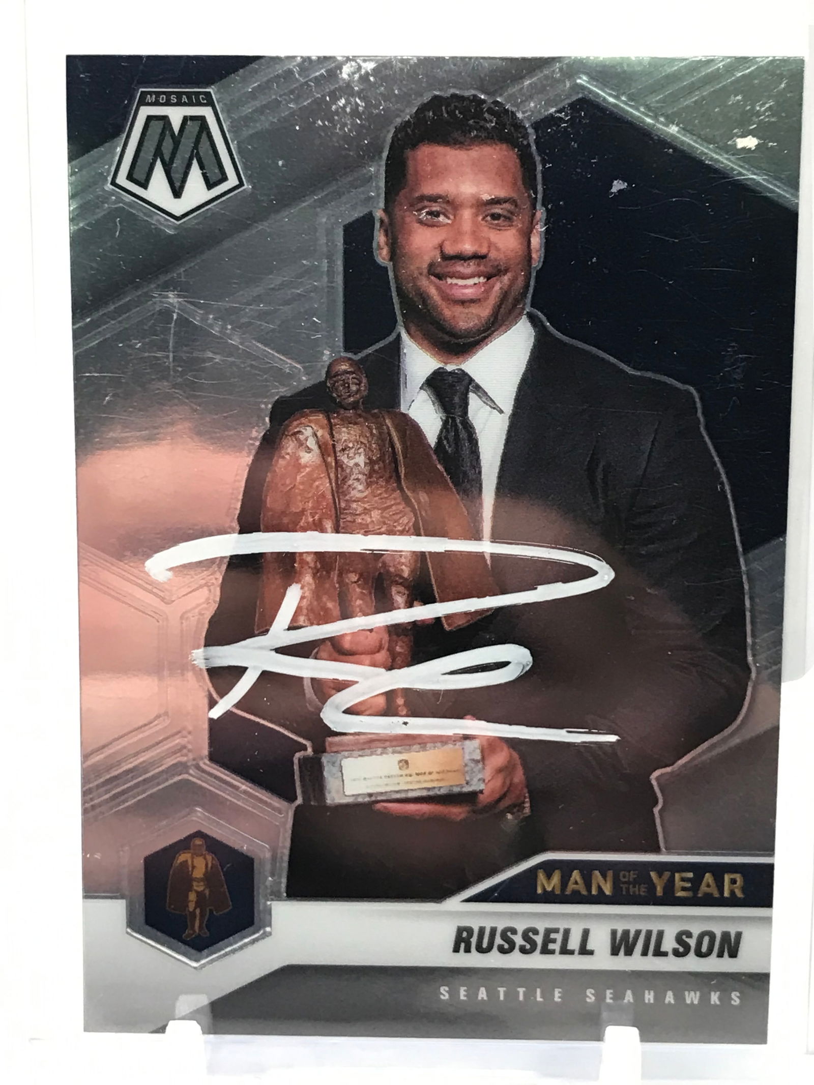 2021 PANINI MOSAIC MAN OF THE YEAR RUSSELL WILSON AUTO COAPROS COA (1 of 2)