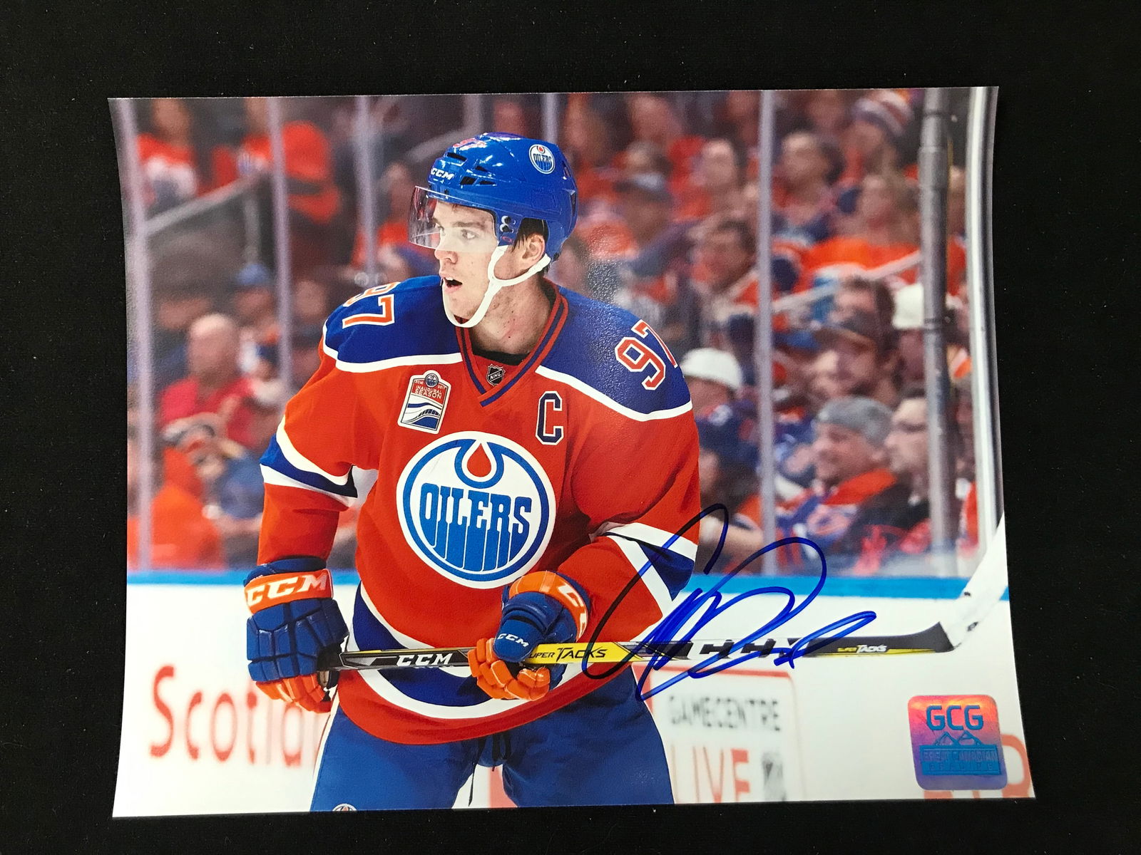 CONNOR MCDAVID SIGNED 8X10 PHOTO GCG COA (1 of 1)