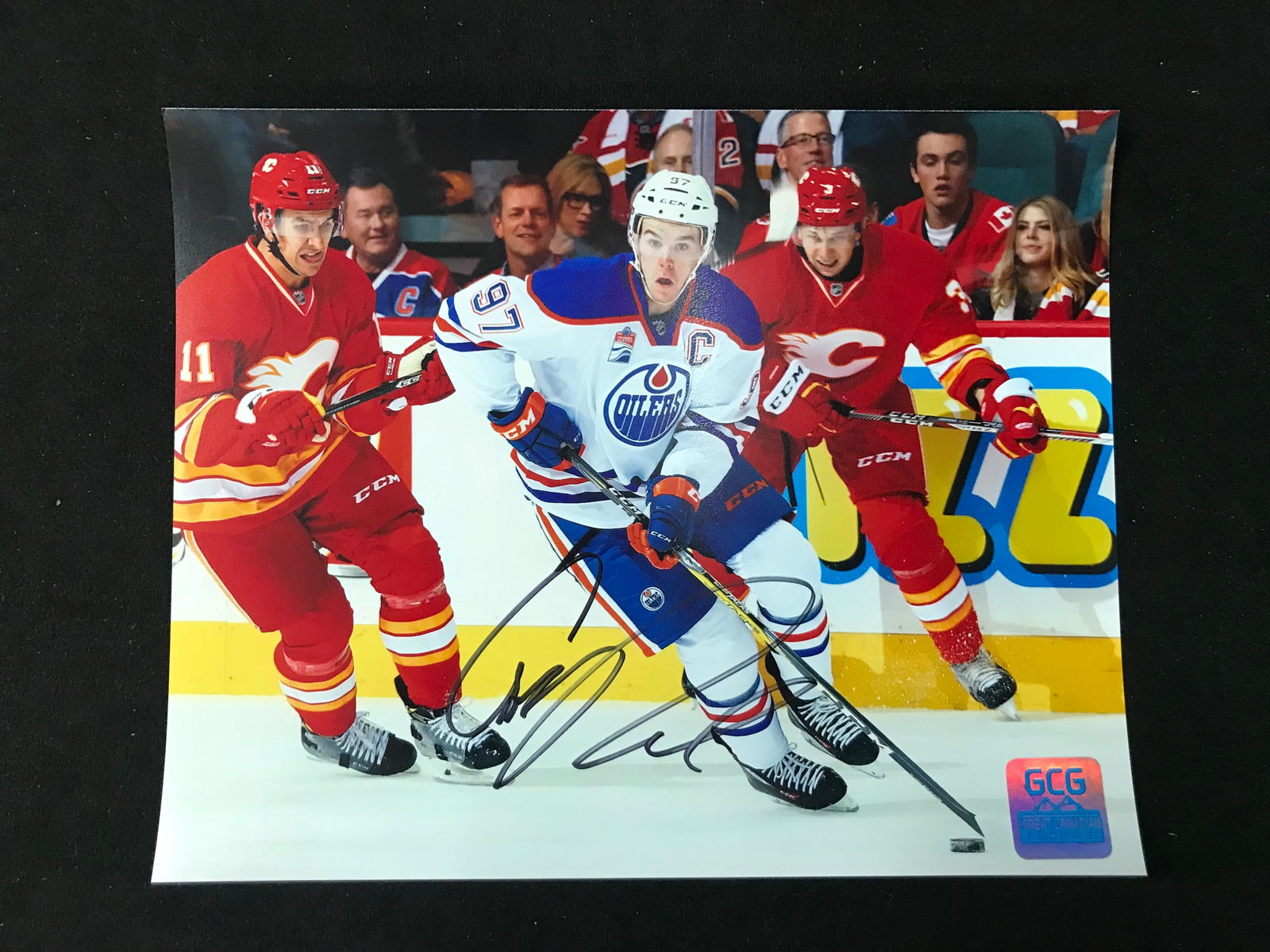 CONNOR MCDAVID SIGNED 8X10 PHOTO GCG COA (1 of 1)