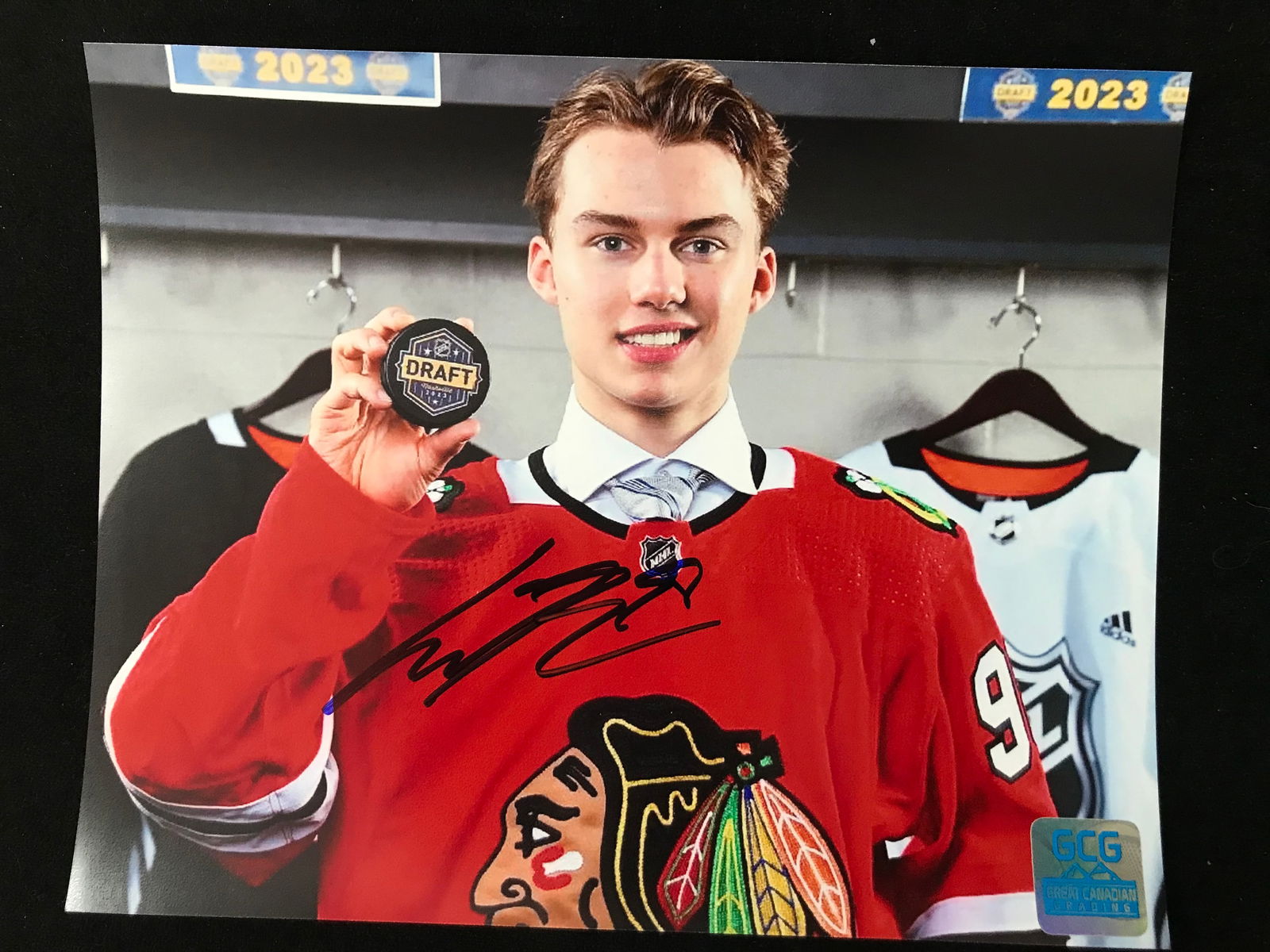CONNOR BEDARD SIGNED CHICAGO BLACKHAWKS 8 X 10 (GCG HOLO): Prices are in Canadian dollars
