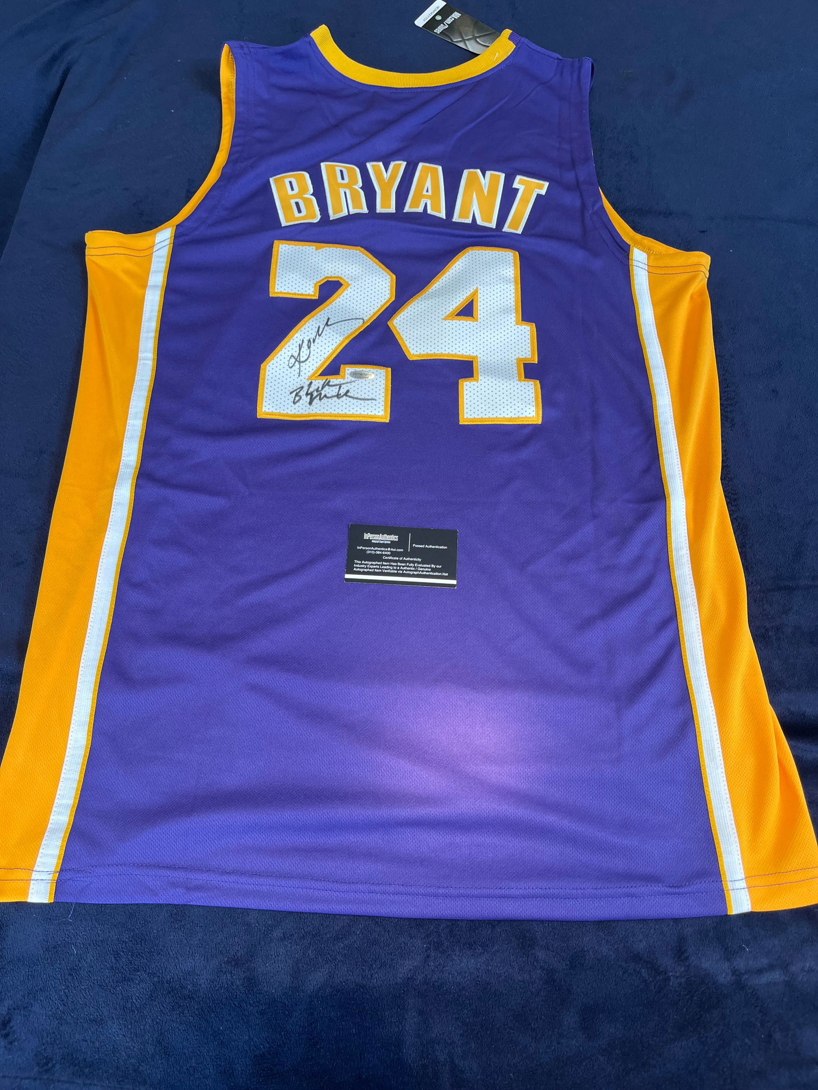 Kobe Bryant Signed La Lakers Basketball Jersey In Person Authentics Coa