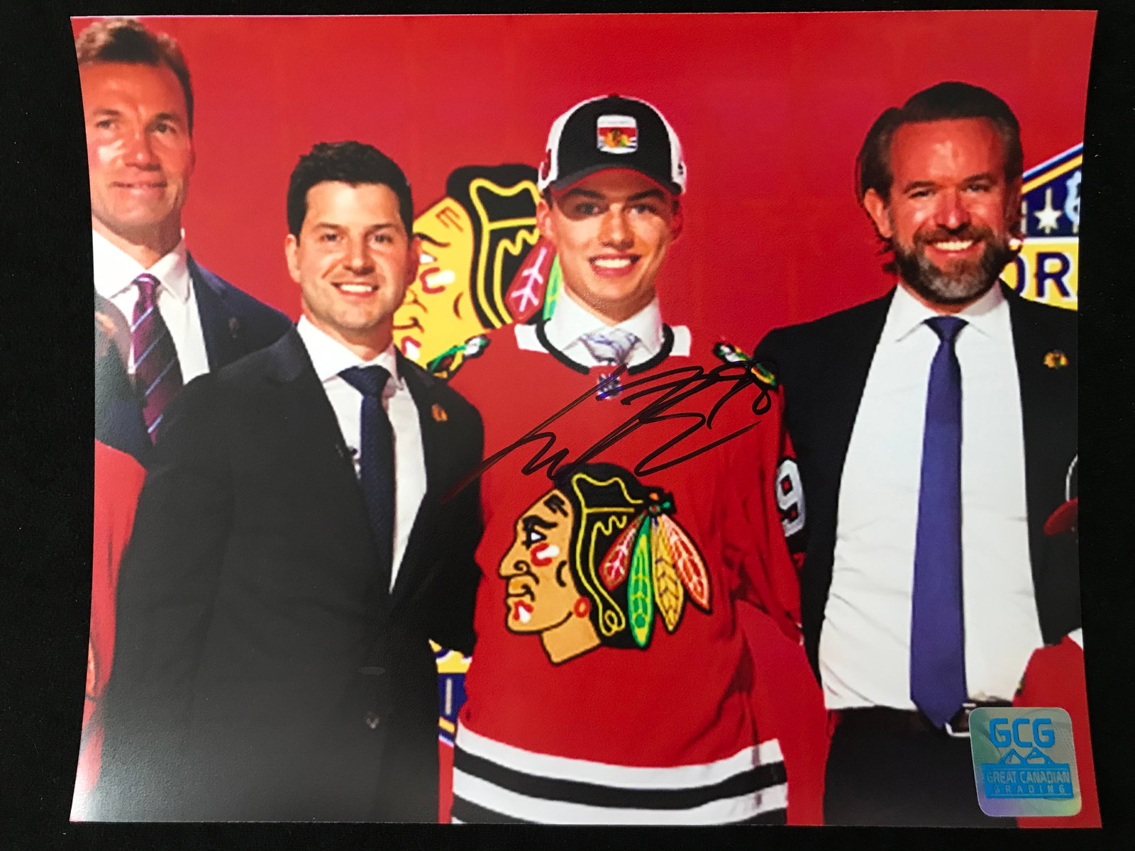CONNOR BEDARD SIGNED CHICAGO BLACKHAWKS 8 X 10 (GCG HOLO): Prices are in Canadian dollars