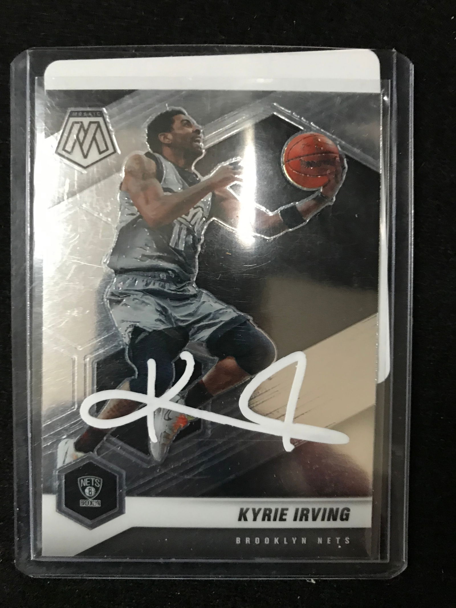 KYRIE IRVING SIGNED 2020 PANINI MOSAIC (PRO CERT COA) (1 of 2)