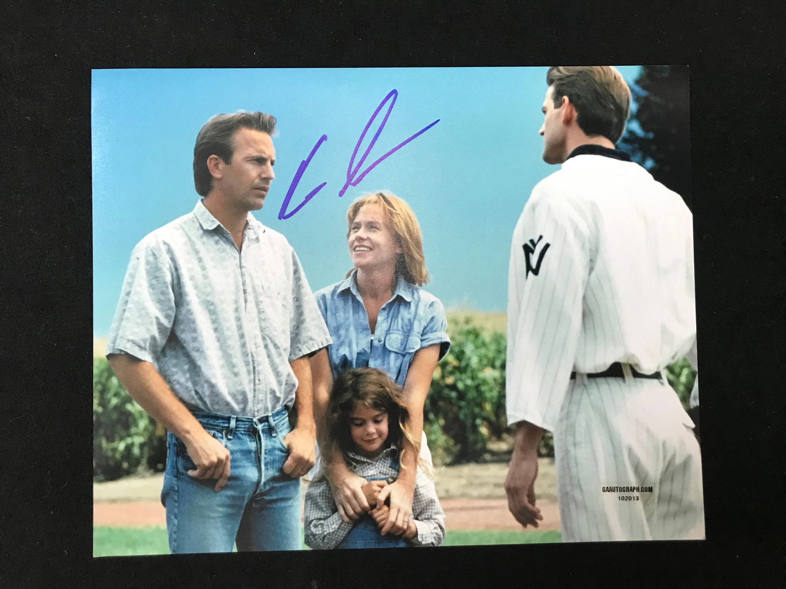 KEVIN COSTNER SIGNED FIELD OF DREAMS 8X10 PHOTO GAA COA (1 of 2)