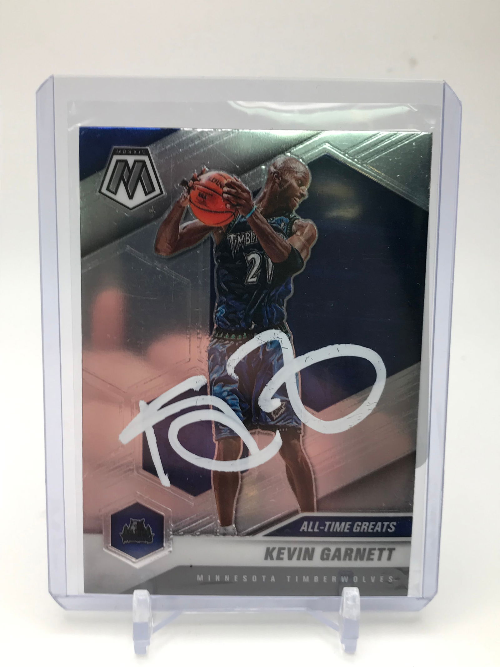KEVIN GARNETT SIGNED PANINI MOSAIC TRADING CARD (PRO CERT COA) (1 of 2)