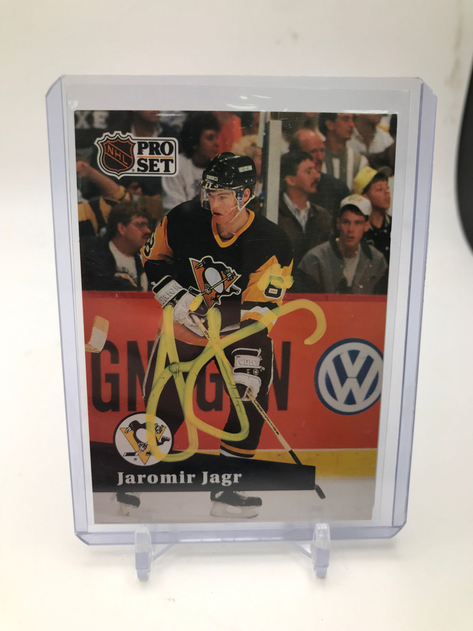 JAROMIR JAGR SIGNED PRO SET ROOKIE CARD (PRO CERT COA) (1 of 2)