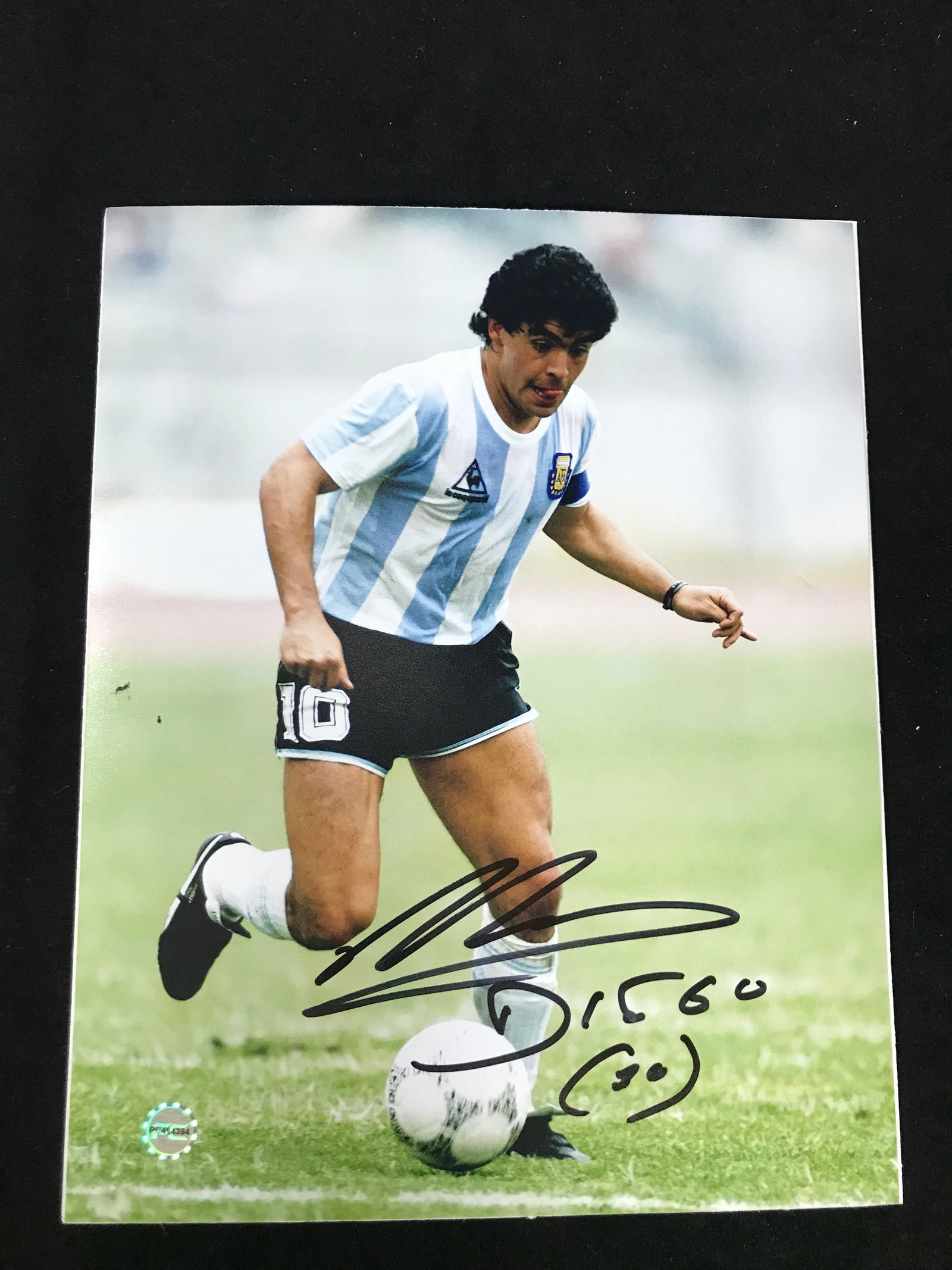 DIEGO MARADONNA SIGNED ARGENTINA 8 X 10 (PRO CERT COA) (1 of 2)