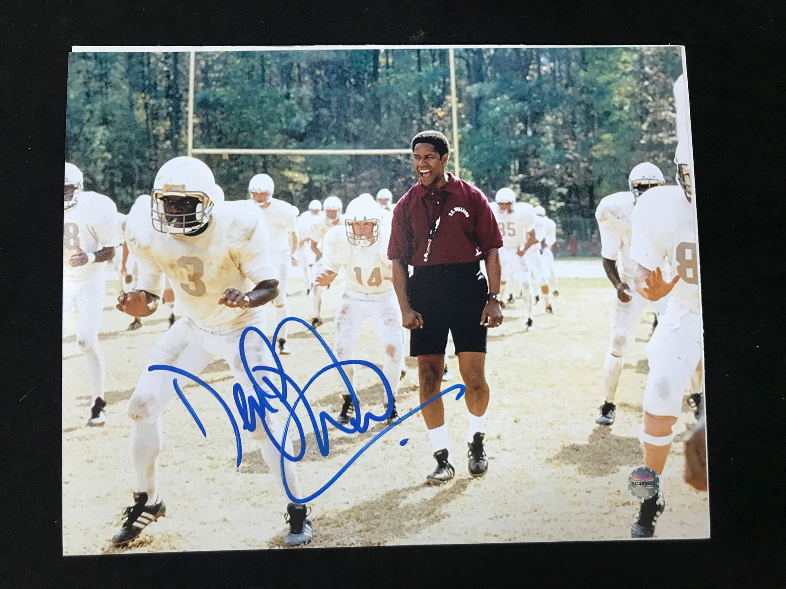 DENZEL WASHINGTON SIGNED ANY GIVEN SUNDAY 8 X 10 (PRO CERT COA) (1 of 2)