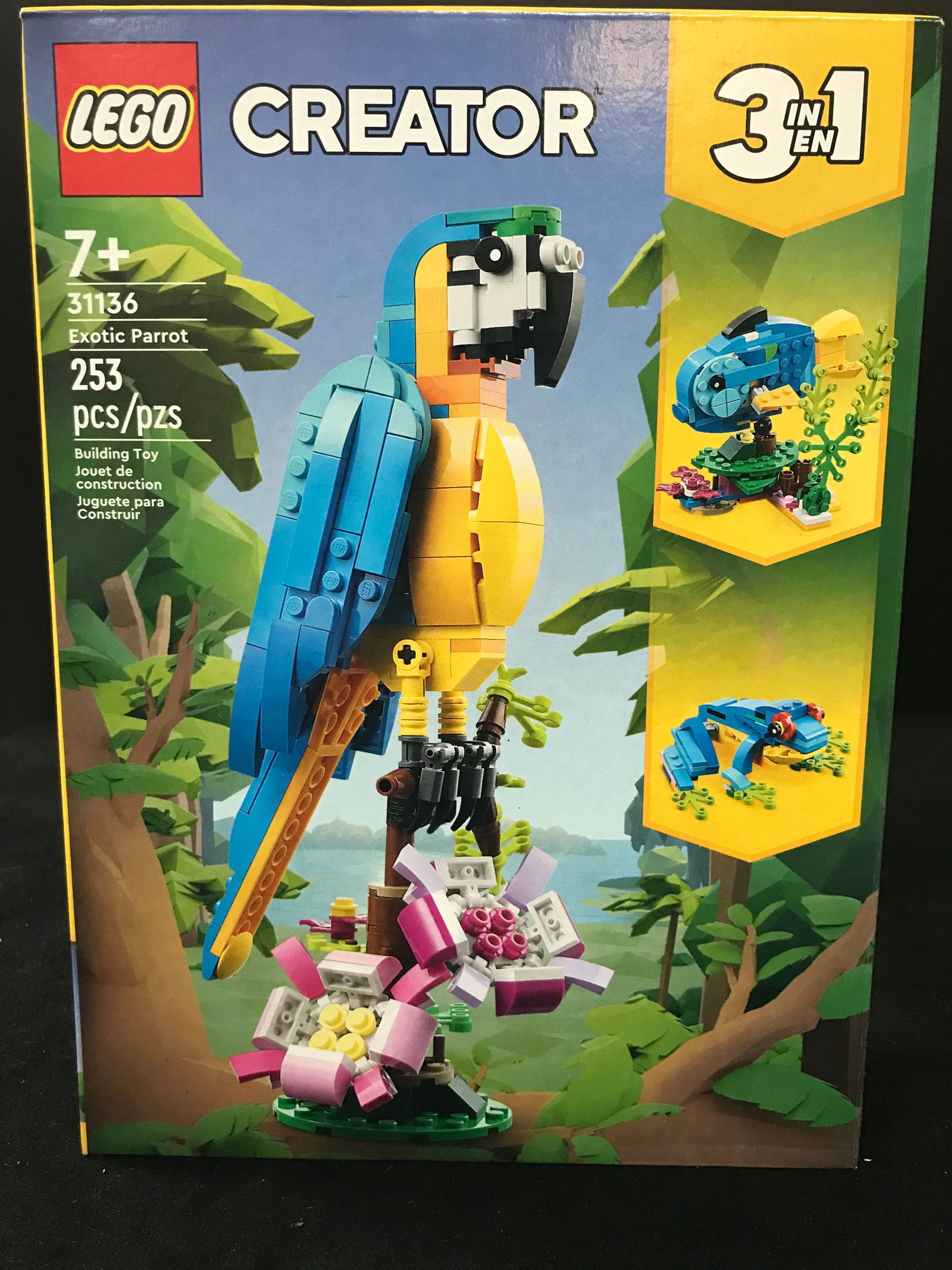 SEALED LEGO CREATOR 31136 EXOTIC PARROT: Prices are in Canadian dollars