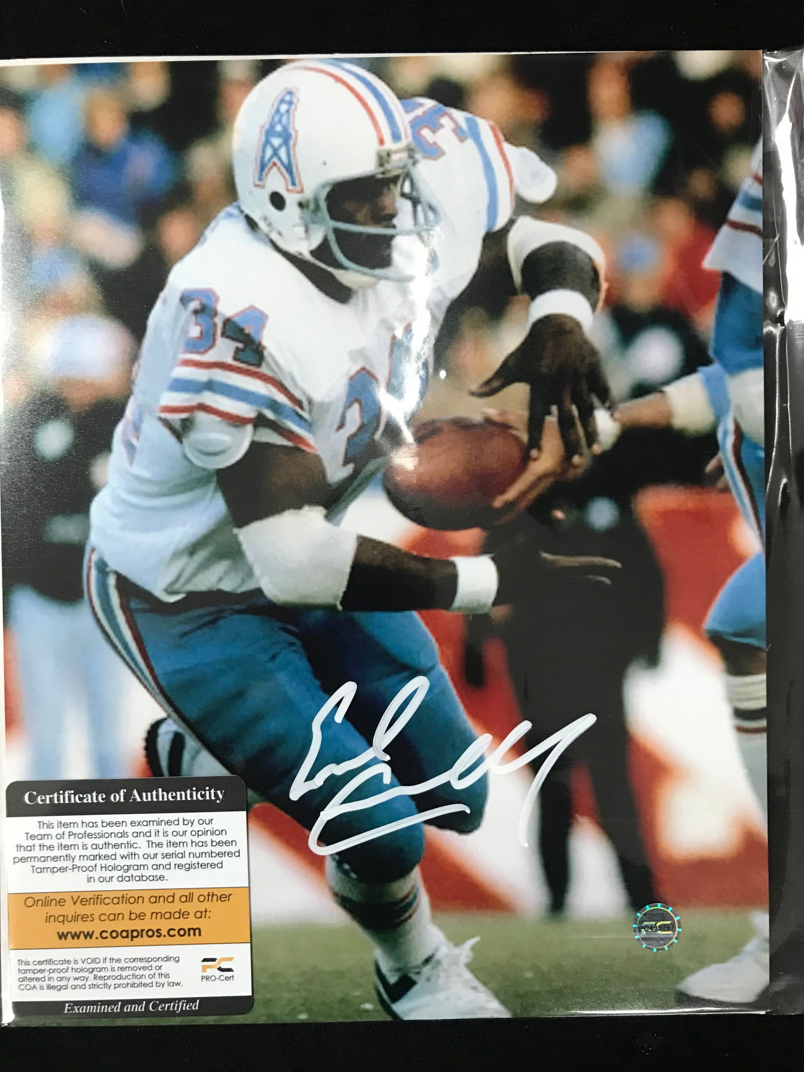 EARL CAMPBELL SIGNED HOUSTON OILERS 8 X 10 (PRO CERT COA) (1 of 1)