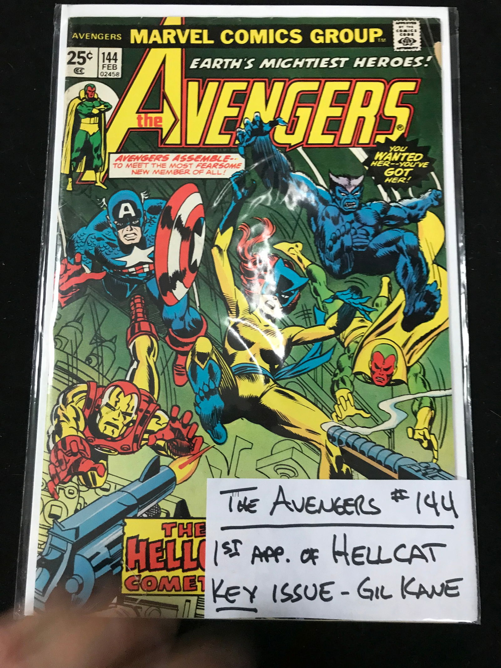 MARVEL COMICS NO.144 THE AVENGERS (1ST APP HELLCAT) (1 of 1)