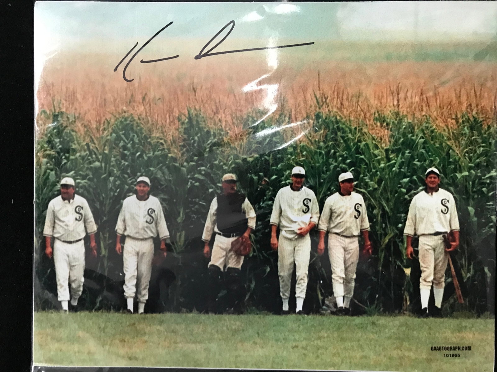 KEVIN COSTNER SIGNED FIELD OF DREAMS 8X10 GAA COA: Prices are in Canadian dollars