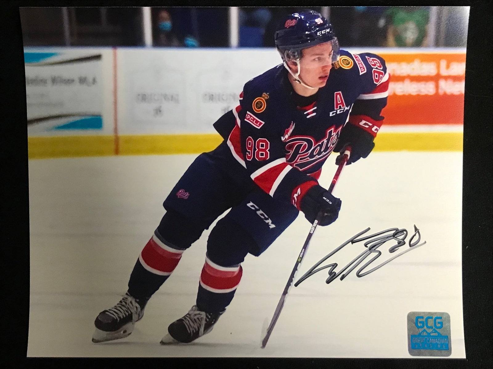 CONNOR BEDARD SIGNED CHL 8 X 10 (GCG HOLO): Prices are in Canadian dollars