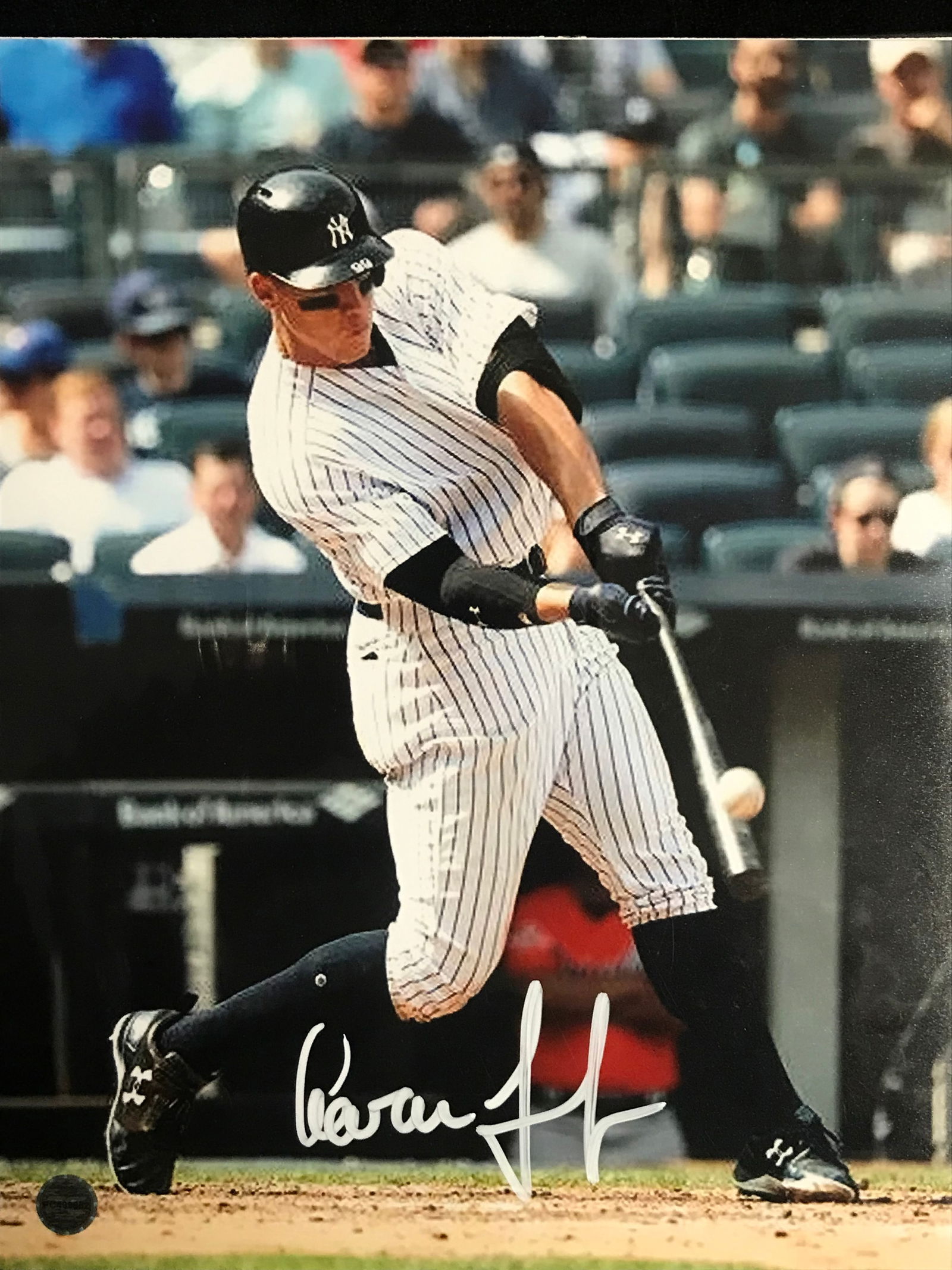 AARON JUDGE SIGNED NY YANKEES 8 X 10 (PRO CERT COA) (1 of 1)