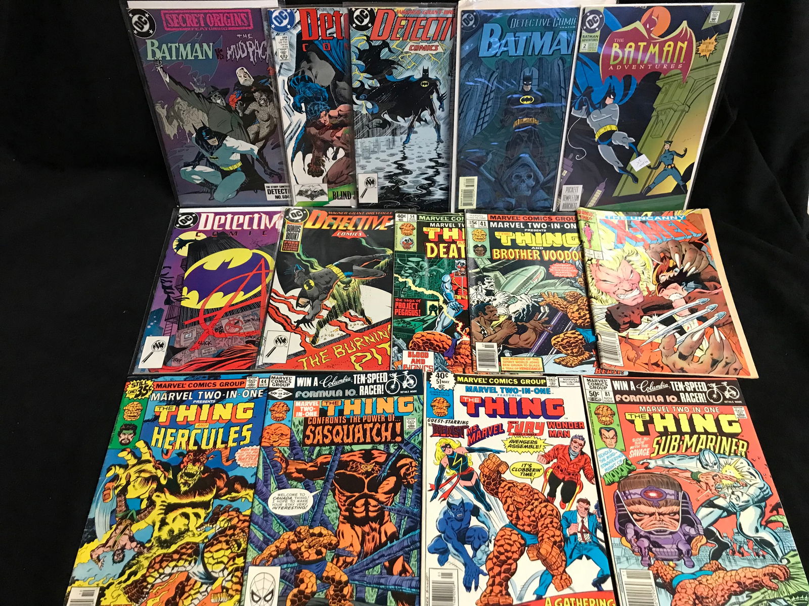 VARIOUS SUPER HERO COMIC BOOKS LOT (1 of 1)