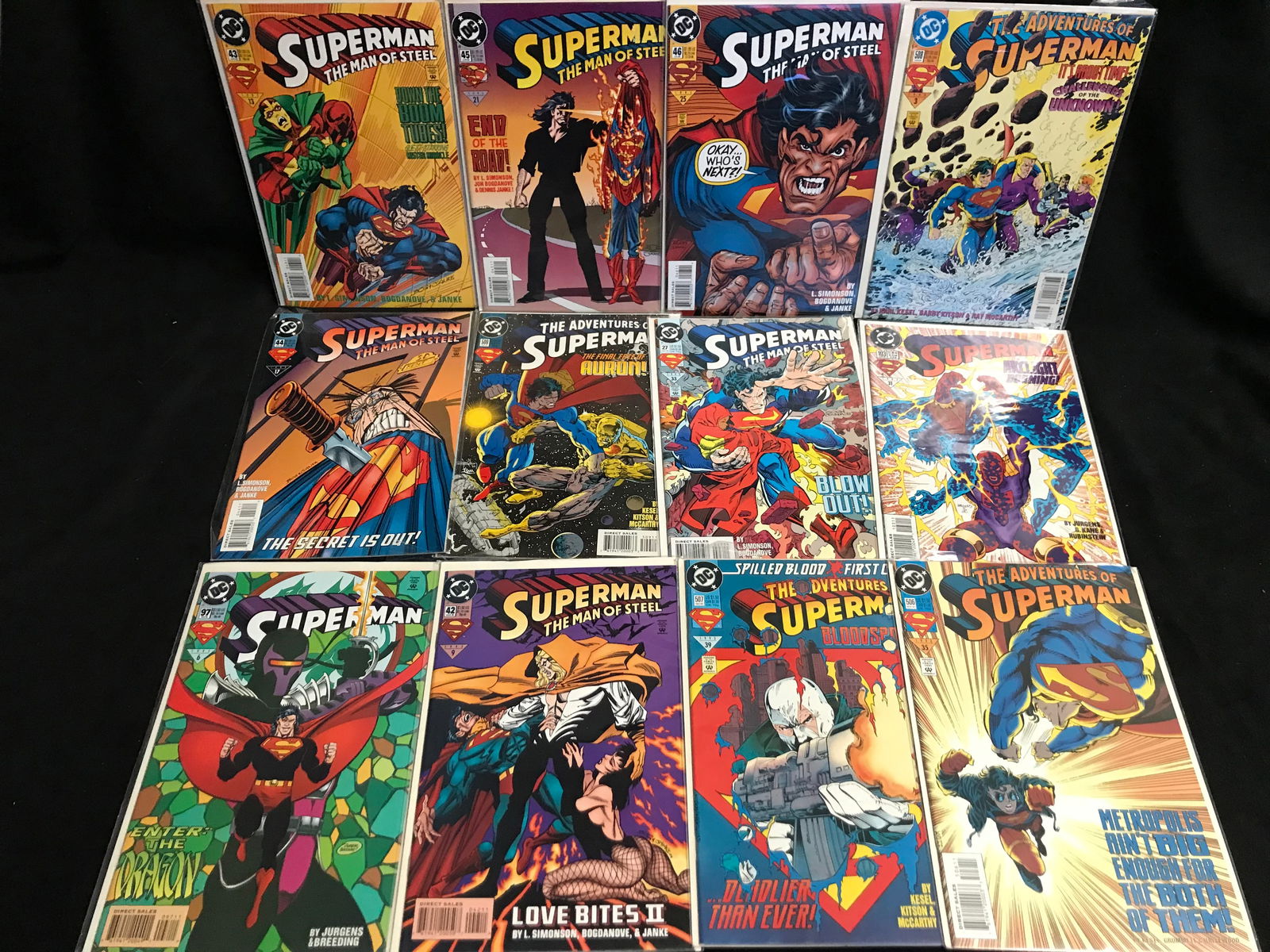 VARIOUS SUPER HERO COMIC BOOKS LOT (1 of 1)