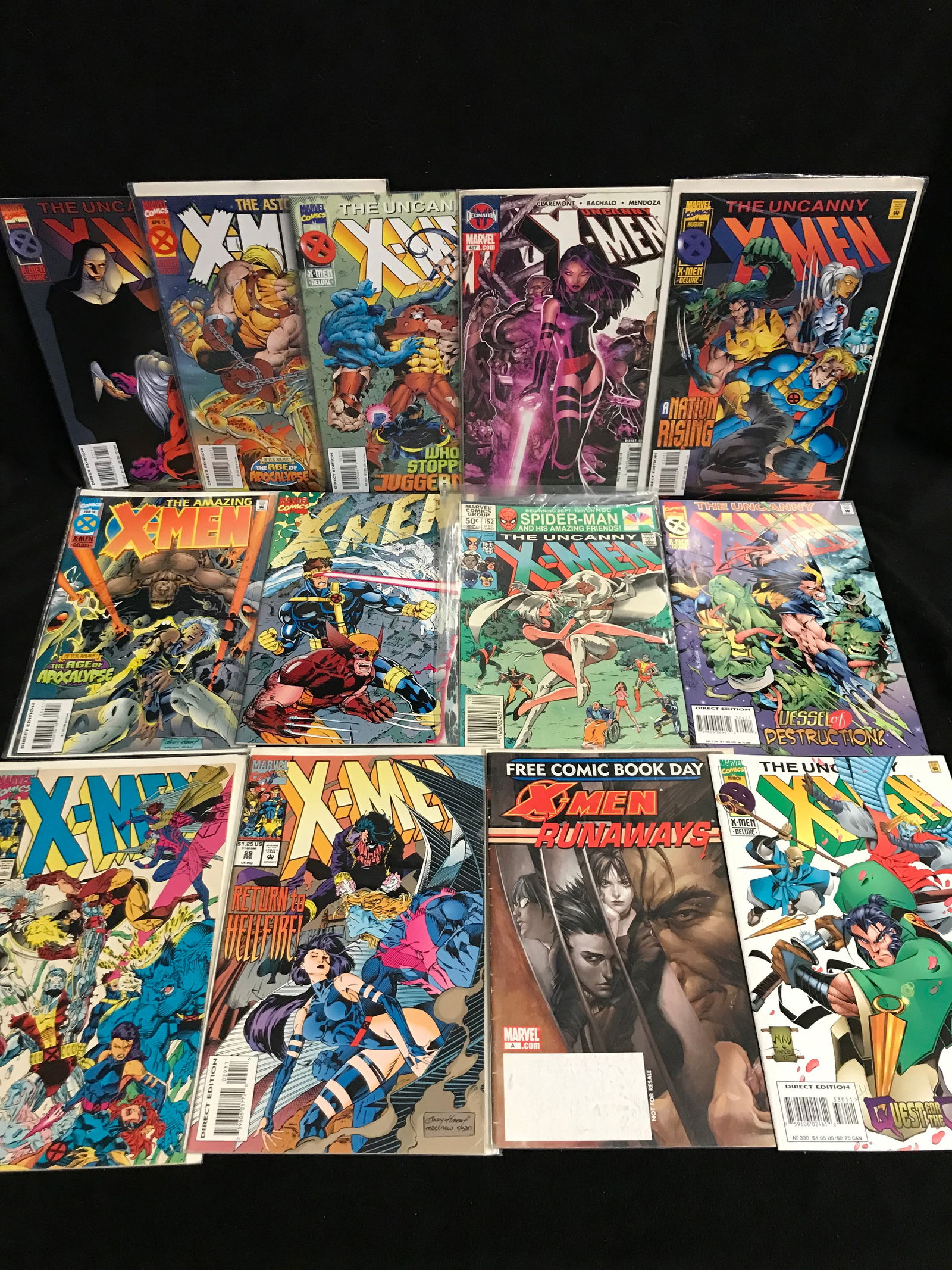 VARIOUS SUPER HERO COMIC BOOKS LOT (1 of 1)