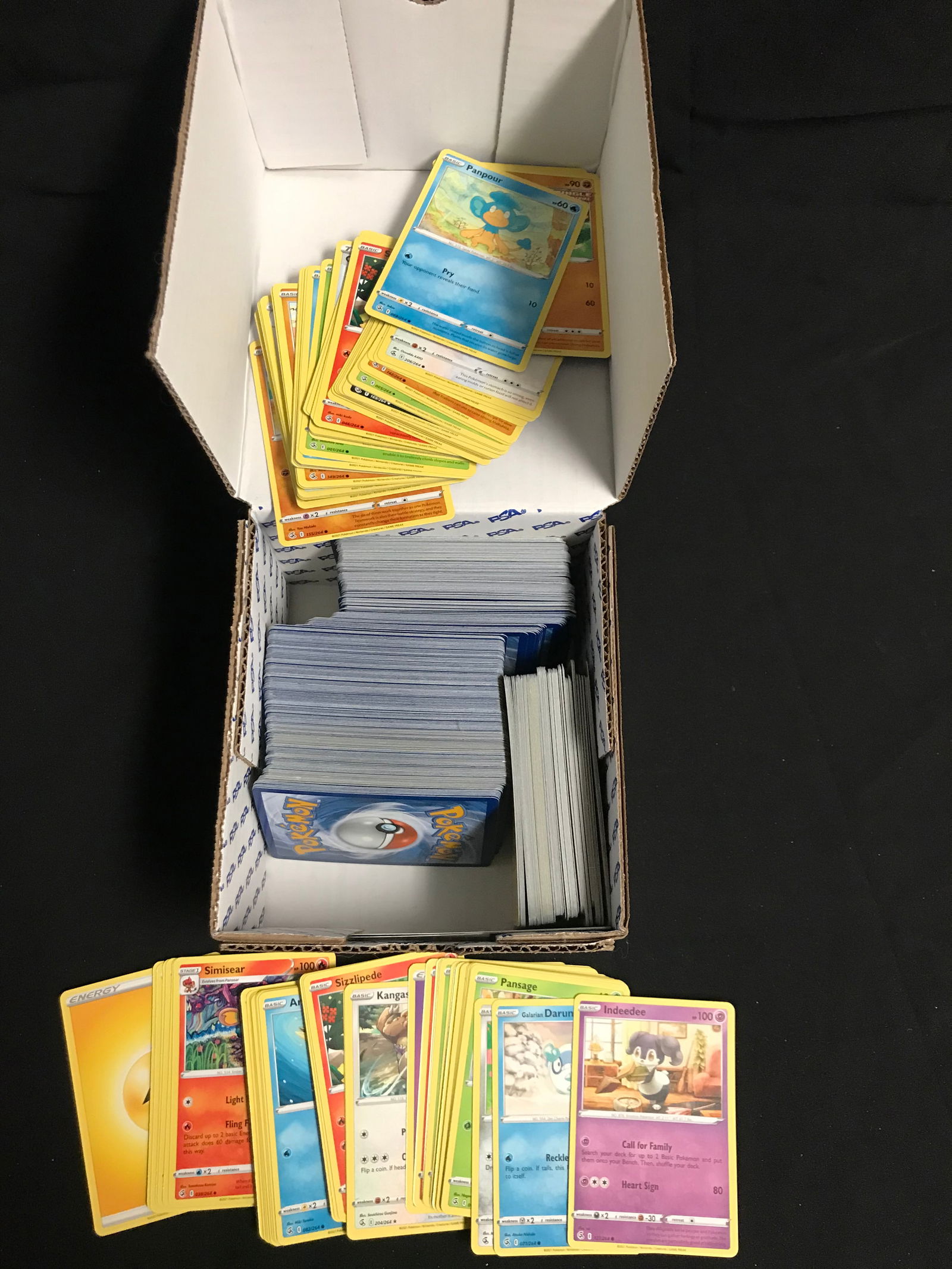 LOT OF ASSORTED POKEMON CARDS (1 of 1)
