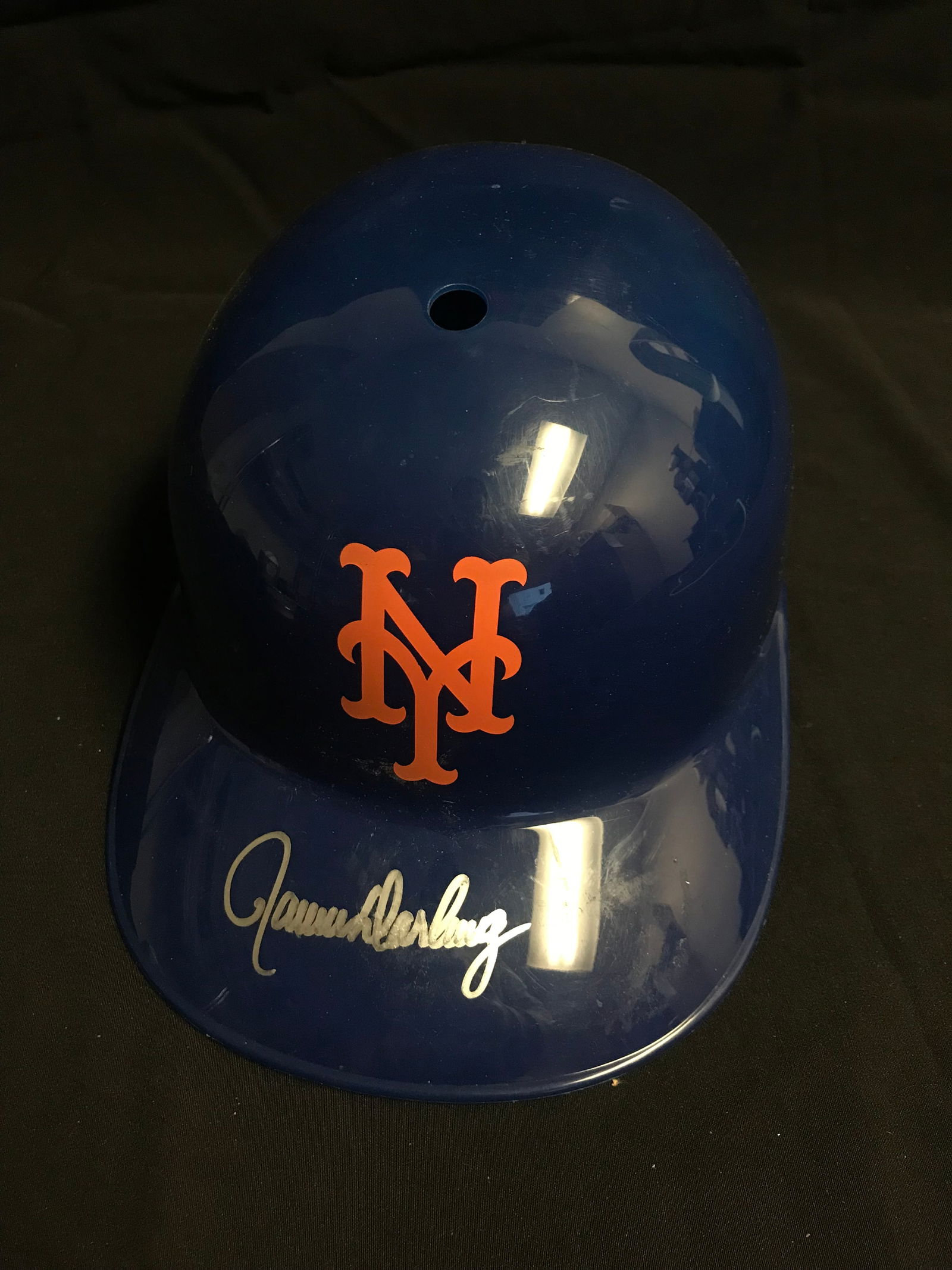 RON DARLING SIGNED NY METS BATTING HELMET (JSA COA) (1 of 2)